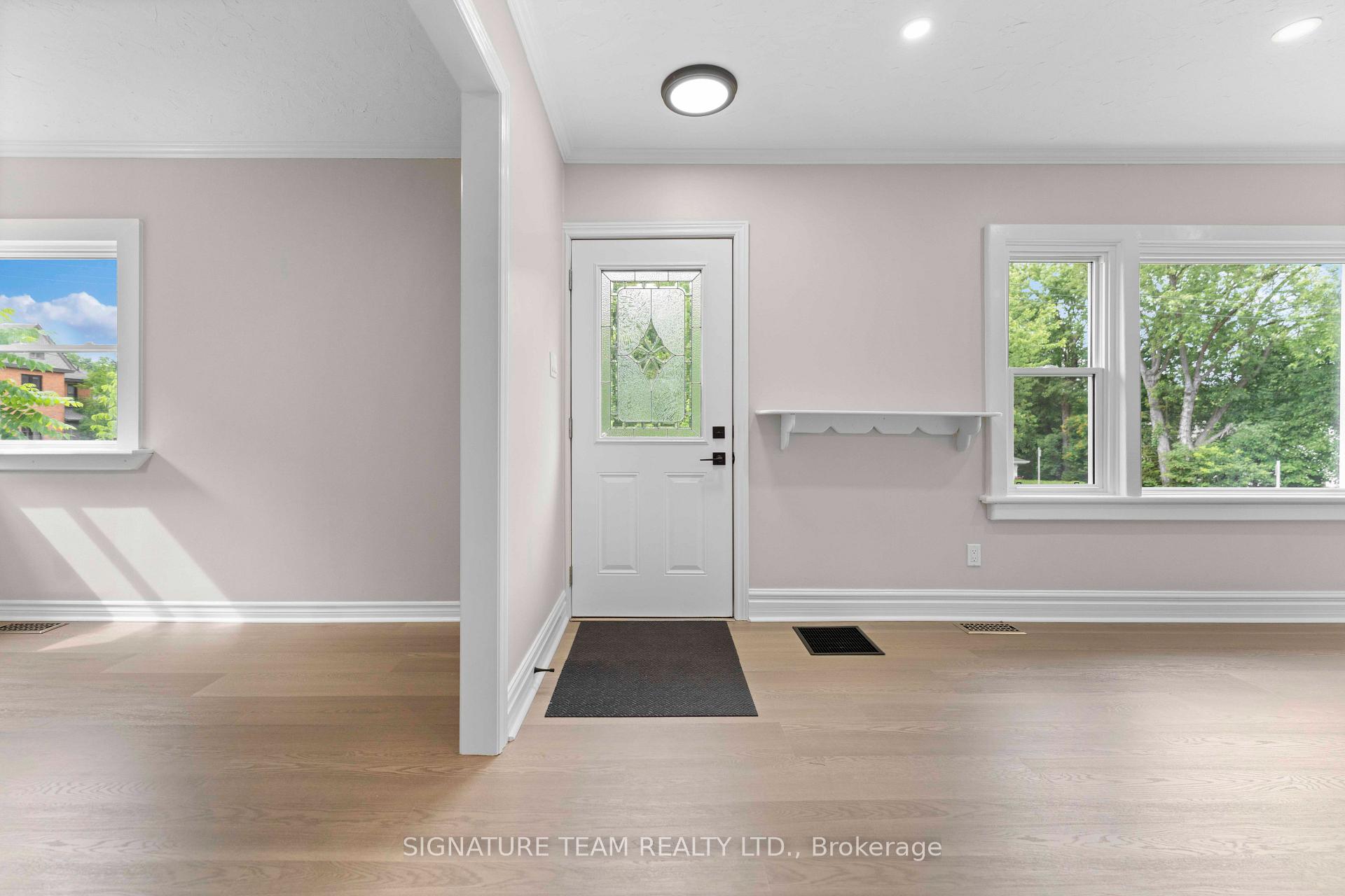 Photo 6 of 332 Alfred Street, Pembroke, Pembroke — HOMEH