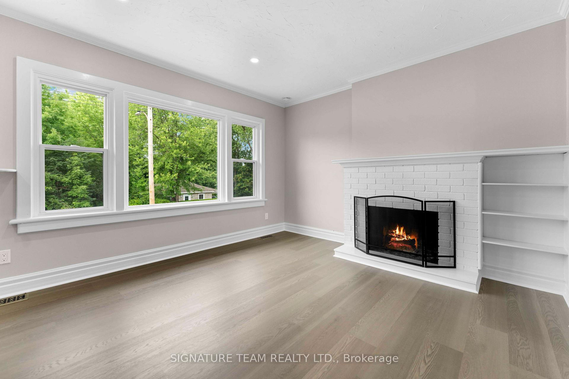Photo 11 of 332 Alfred Street, Pembroke, Pembroke — HOMEH