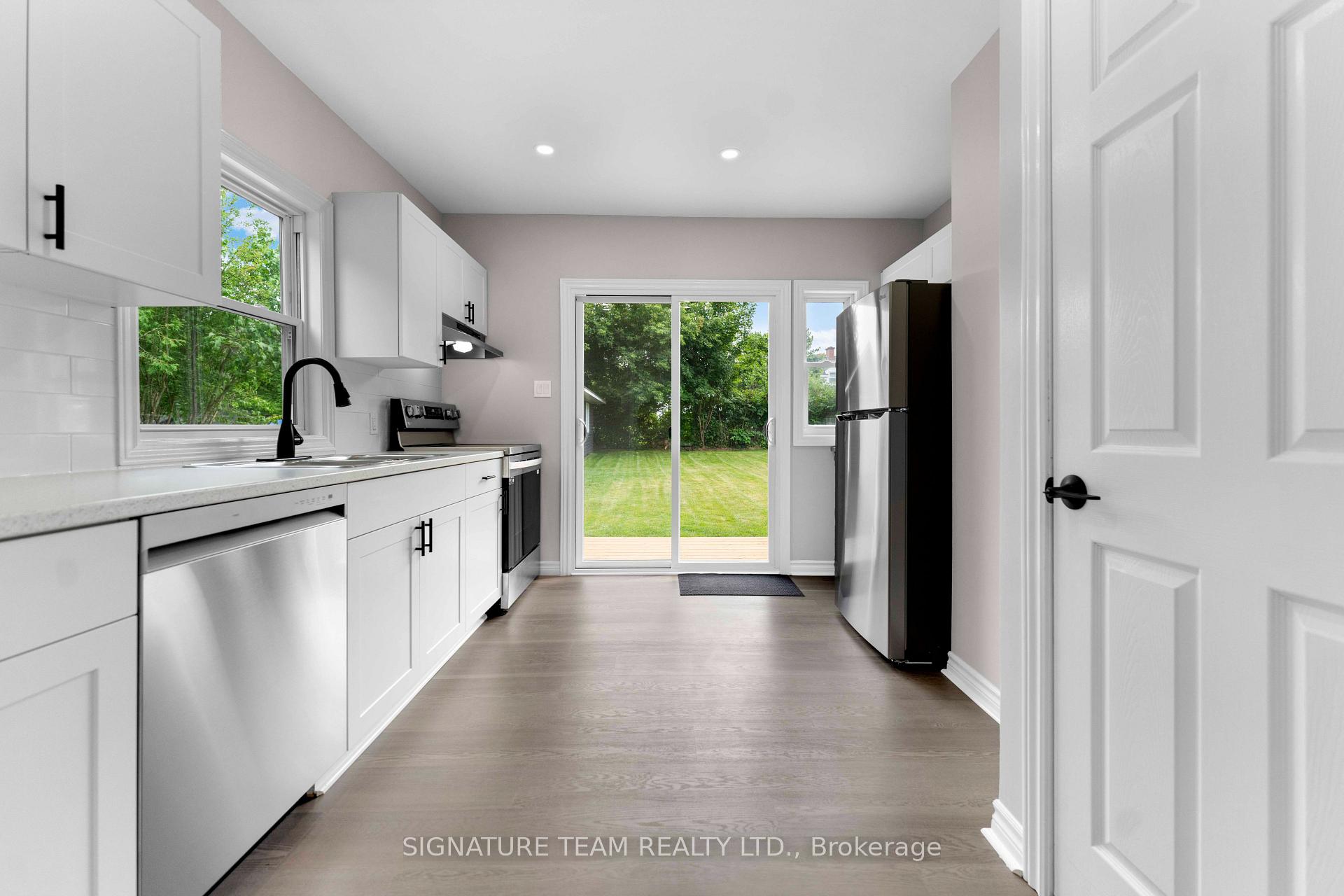 Photo 19 of 332 Alfred Street, Pembroke, Pembroke — HOMEH
