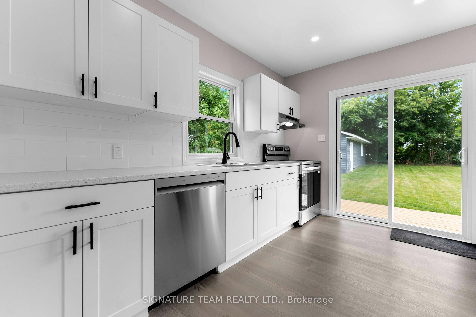 Photo 20 of 332 Alfred Street, Pembroke, Pembroke — HOMEH