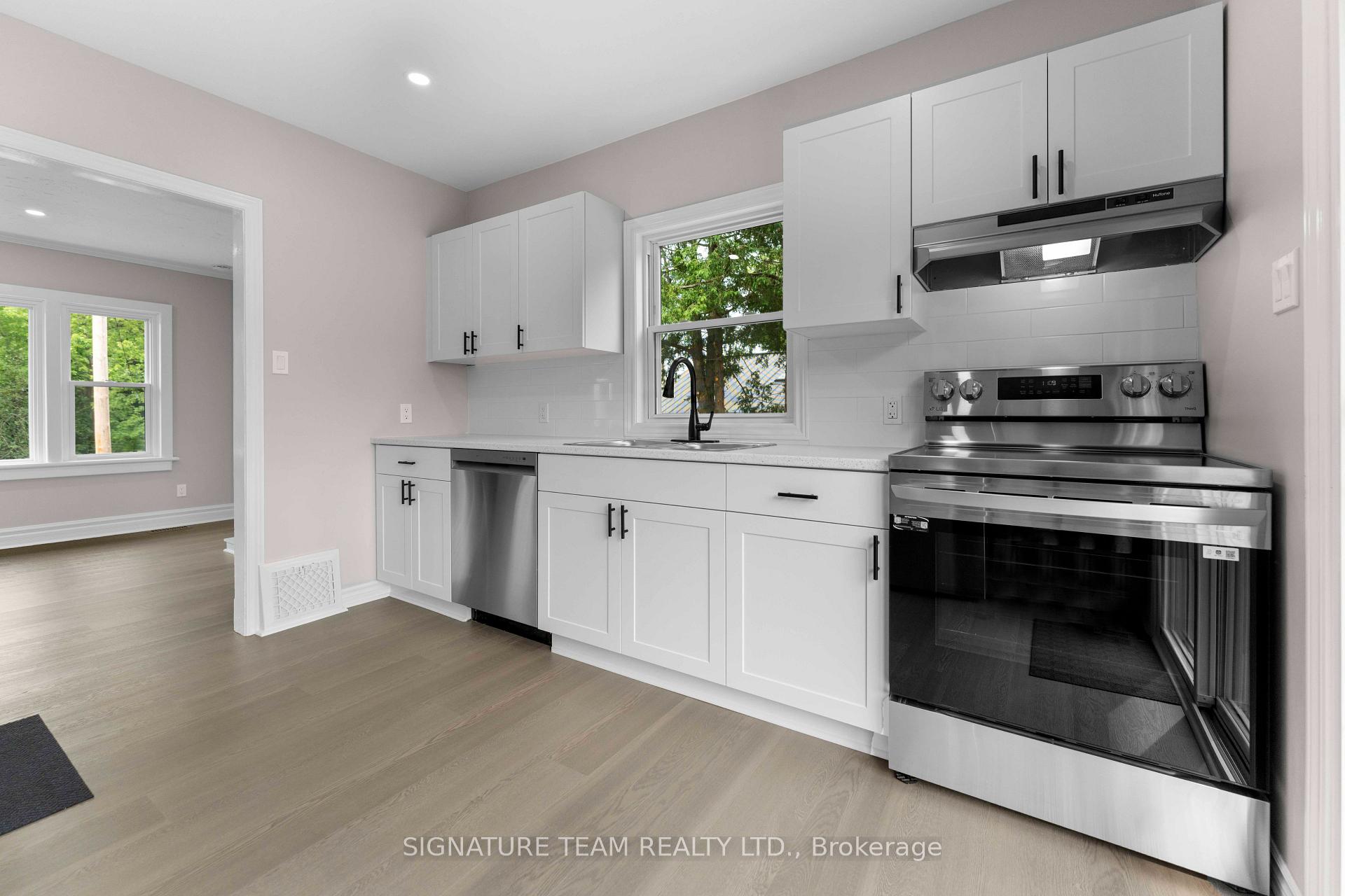 Photo 22 of 332 Alfred Street, Pembroke, Pembroke — HOMEH