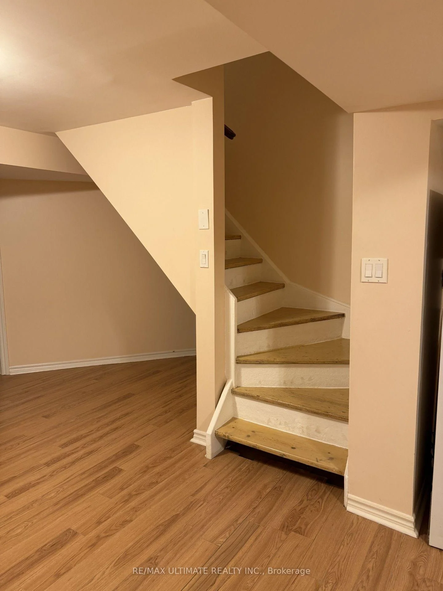 Photo 24 of Unit Basement, 58 Braidwood Lake Road, Brampton, Northwest Sandalwood Parkway — HOMEH