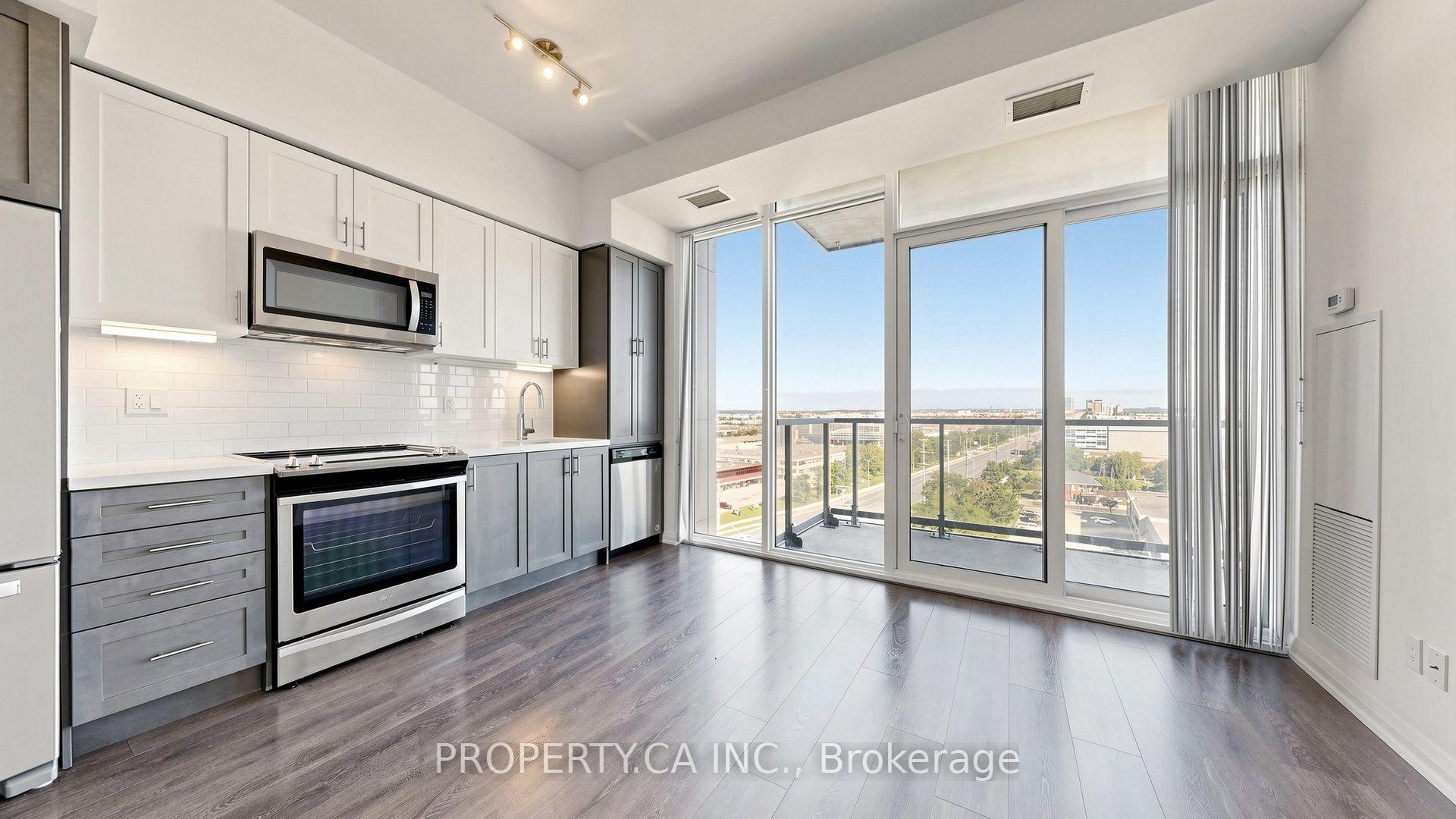 Photo 5 of Unit 915, 7895 Jane Street, Vaughan, Concord — HOMEH