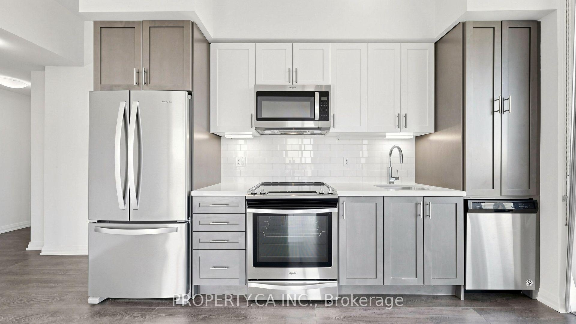 Photo 6 of Unit 915, 7895 Jane Street, Vaughan, Concord — HOMEH