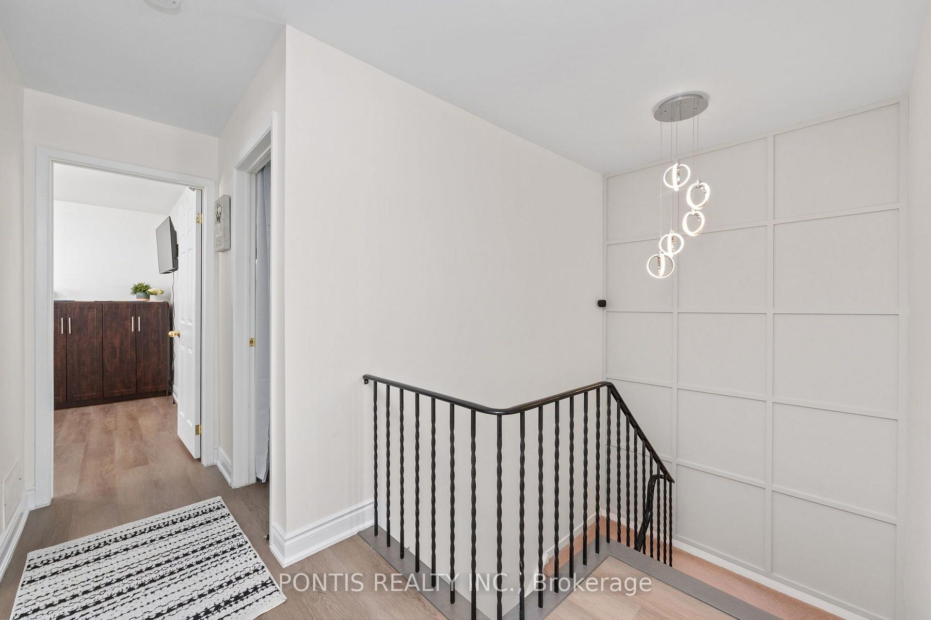 Photo 19 of 756 Cobblers Court, Pickering, Amberlea — HOMEH