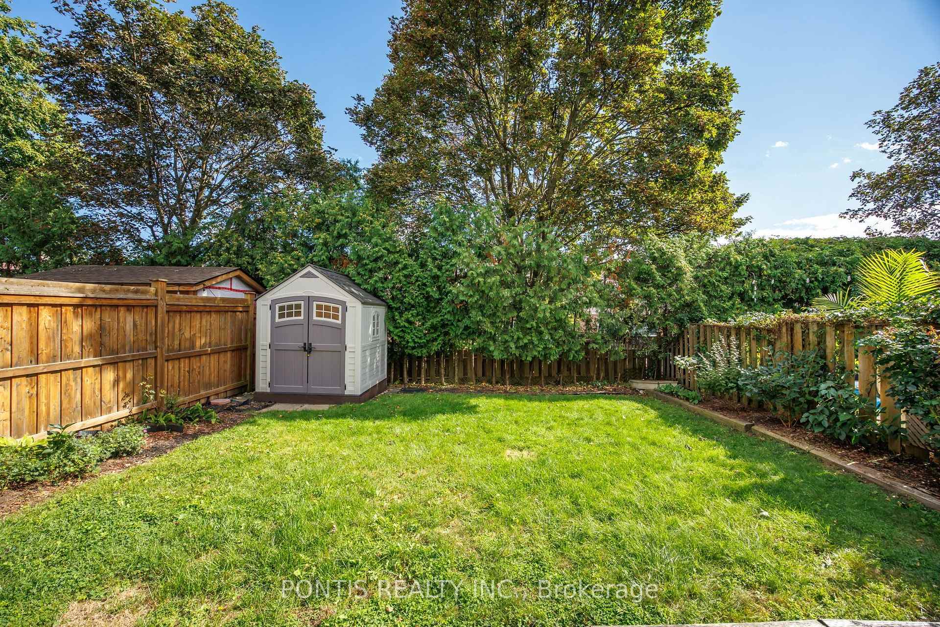 Photo 37 of 756 Cobblers Court, Pickering, Amberlea — HOMEH
