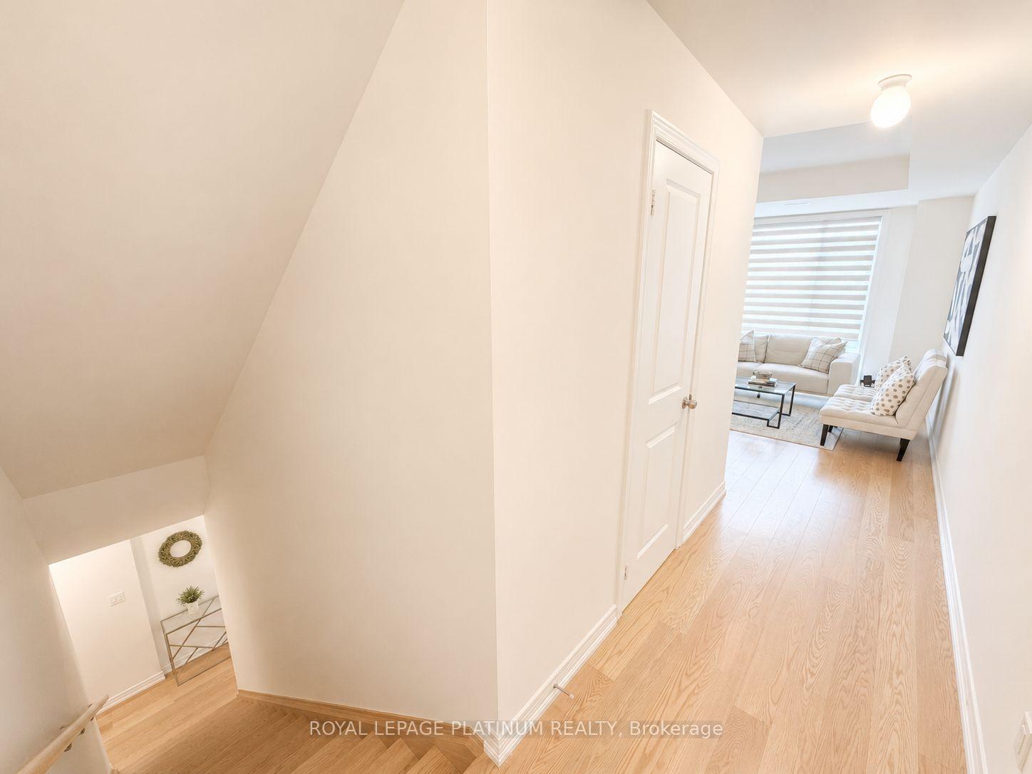Photo 7 of 444 Salem Road S, Ajax, South East — HOMEH