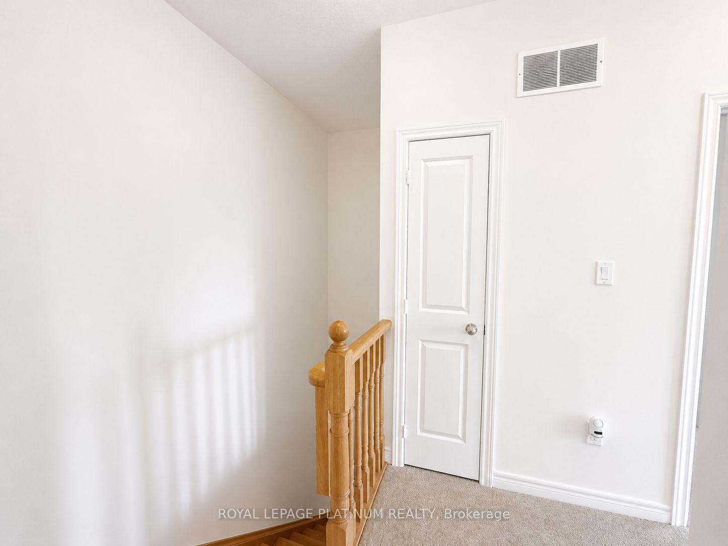 Photo 20 of 444 Salem Road S, Ajax, South East — HOMEH