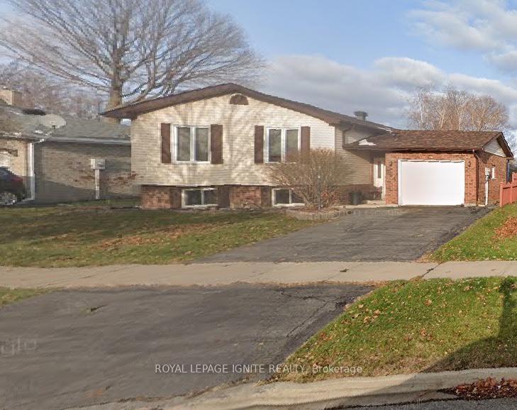 Photo 1 of 804 Champlain Drive, Cornwall, Cornwall — HOMEH
