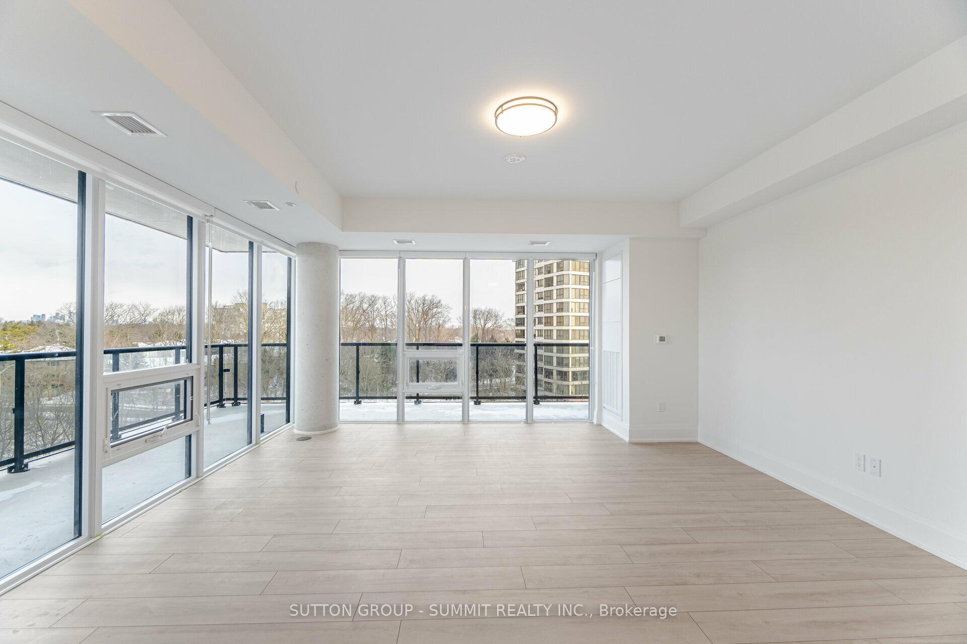 Photo 10 of Unit 602, 1035 Southdown Road, Mississauga, Clarkson — HOMEH