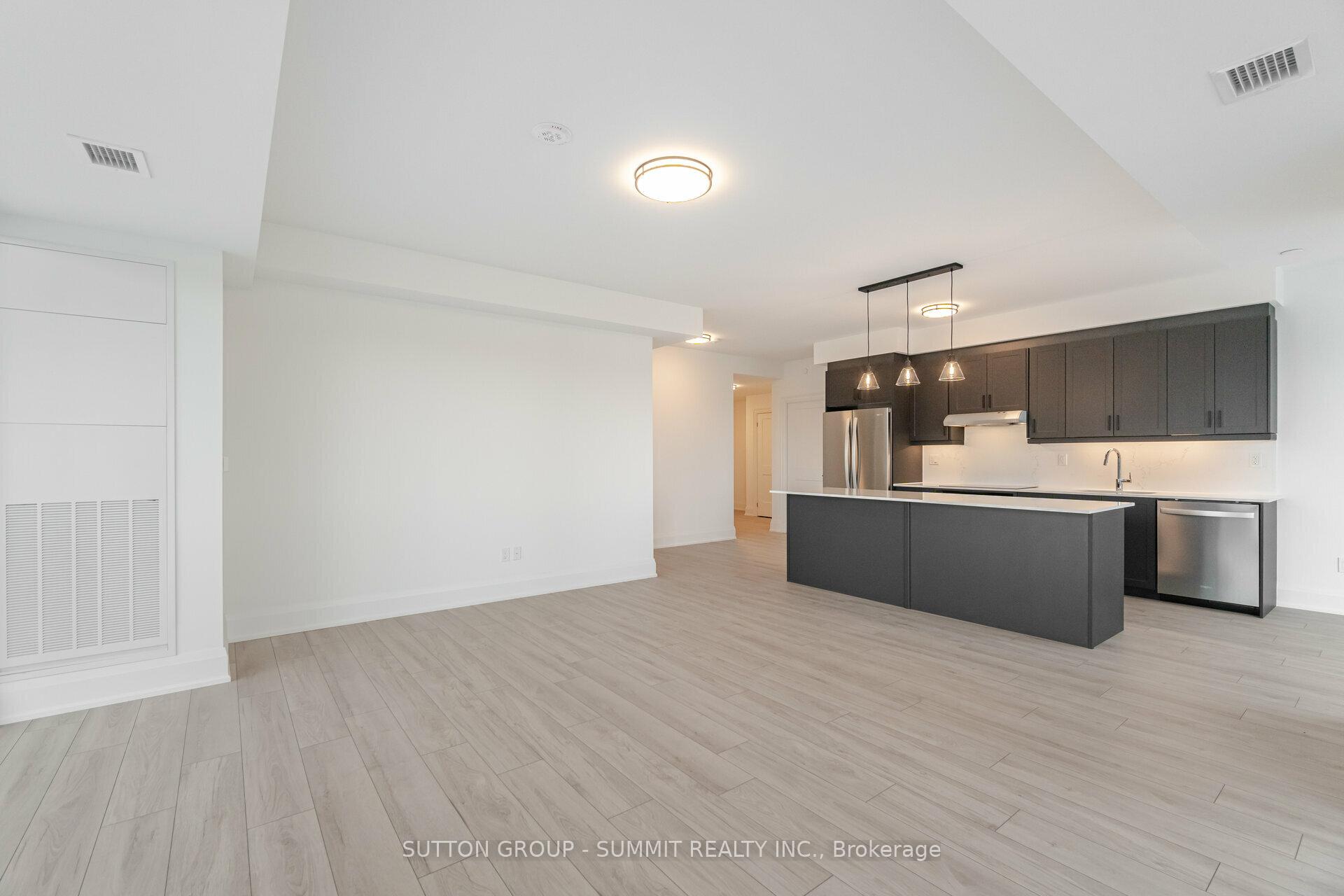 Photo 14 of Unit 602, 1035 Southdown Road, Mississauga, Clarkson — HOMEH