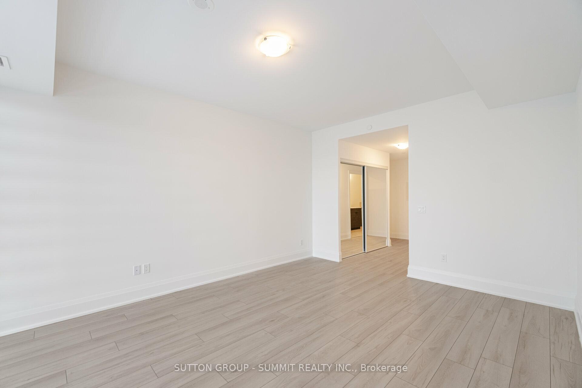 Photo 17 of Unit 602, 1035 Southdown Road, Mississauga, Clarkson — HOMEH