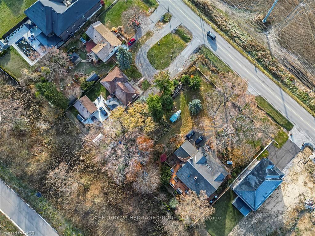 Photo 2 of 9868 Twenty Road W, Hamilton, Rural Glanbrook — HOMEH