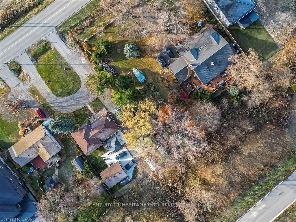 Photo 4 of 9868 Twenty Road W, Hamilton, Rural Glanbrook — HOMEH