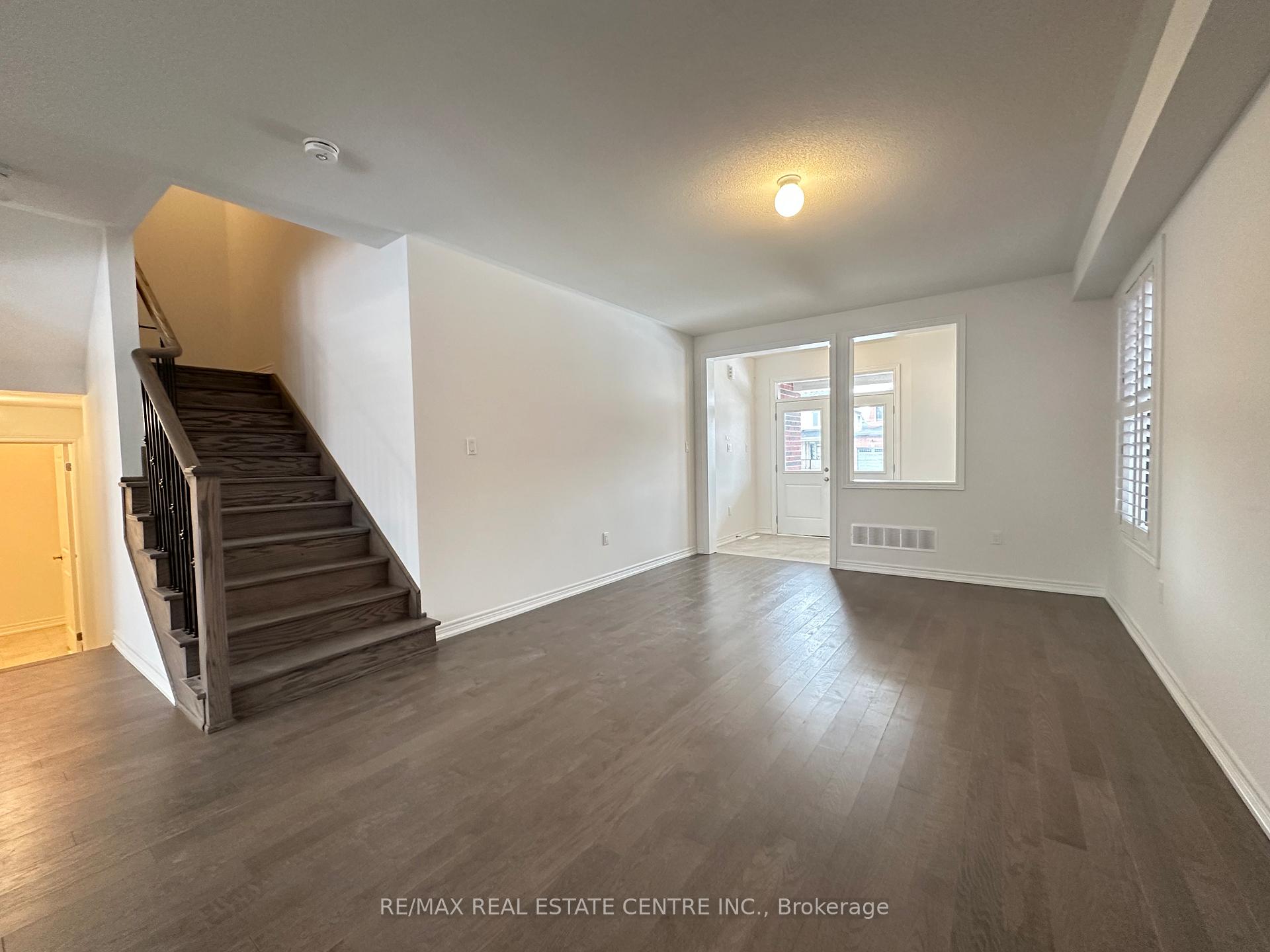 Photo 4 of 70 Wakefield Boulevard, Essa, Angus — HOMEH