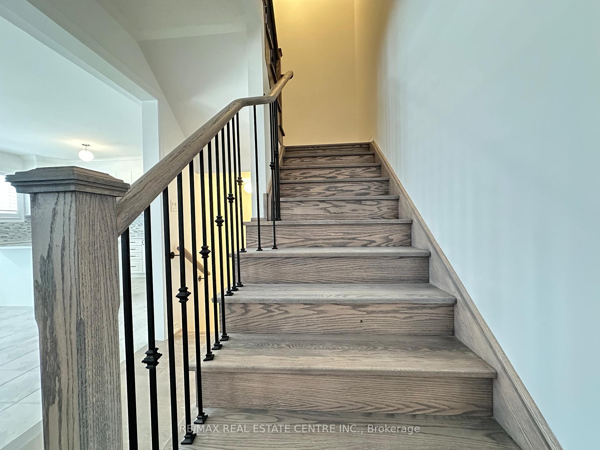 Photo 13 of 70 Wakefield Boulevard, Essa, Angus — HOMEH