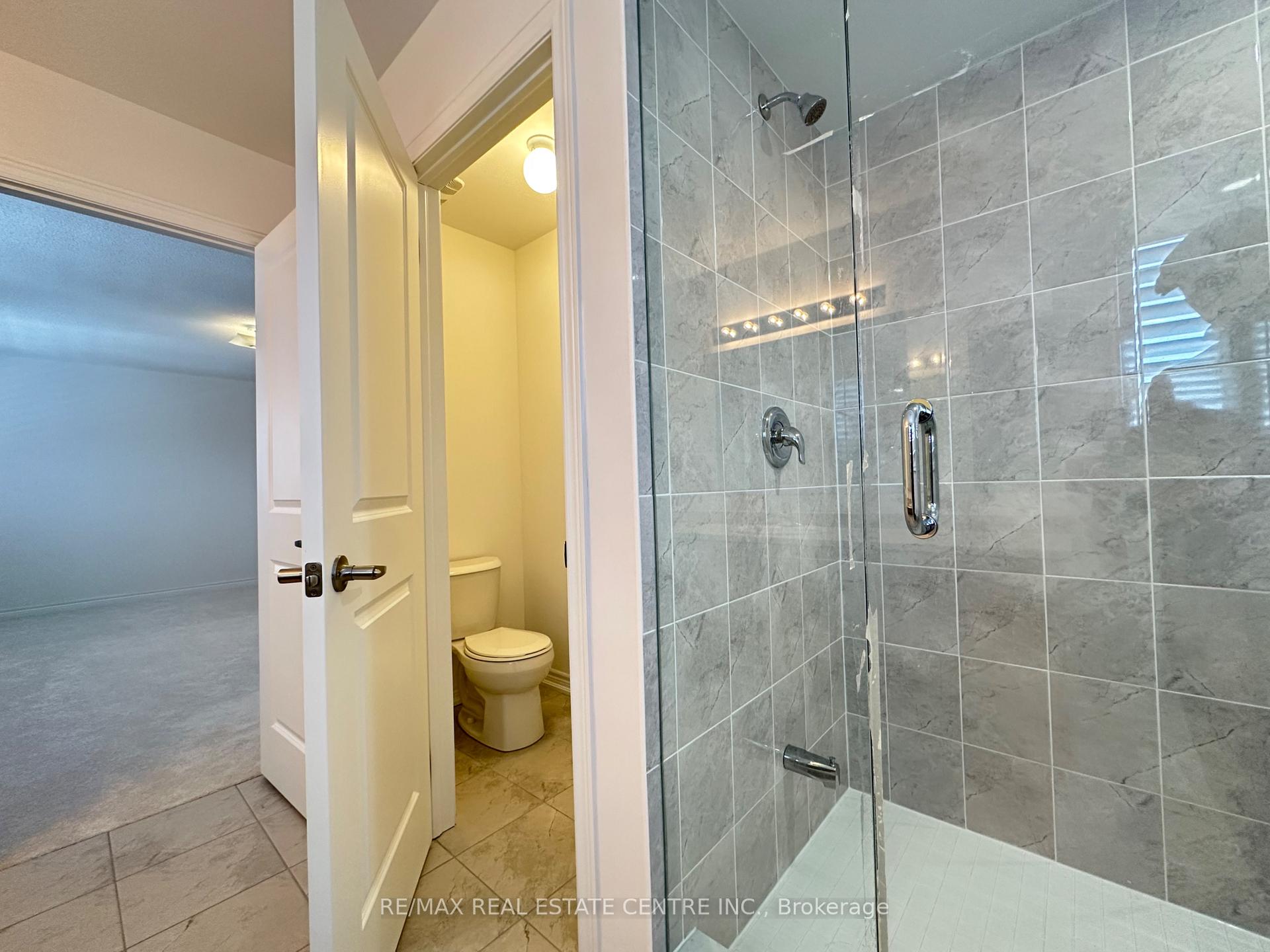 Photo 19 of 70 Wakefield Boulevard, Essa, Angus — HOMEH