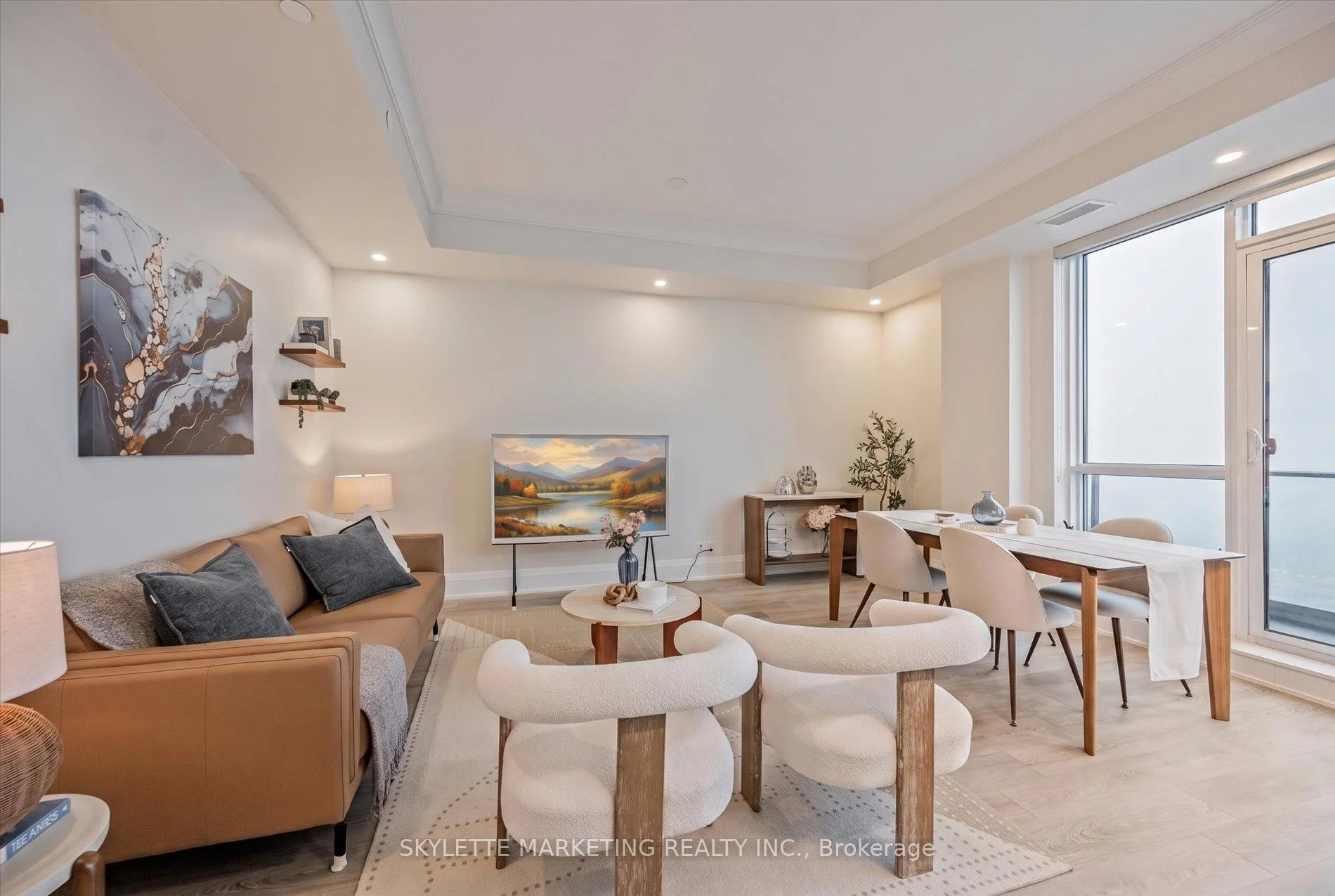Photo 12 of Unit PH02, 18 Water Walk Drive, Markham, Unionville — HOMEH