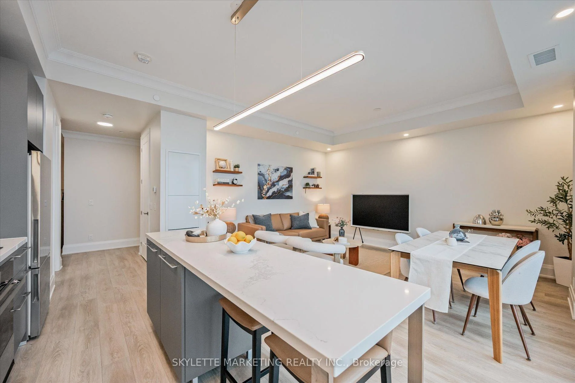 Photo 23 of Unit PH02, 18 Water Walk Drive, Markham, Unionville — HOMEH