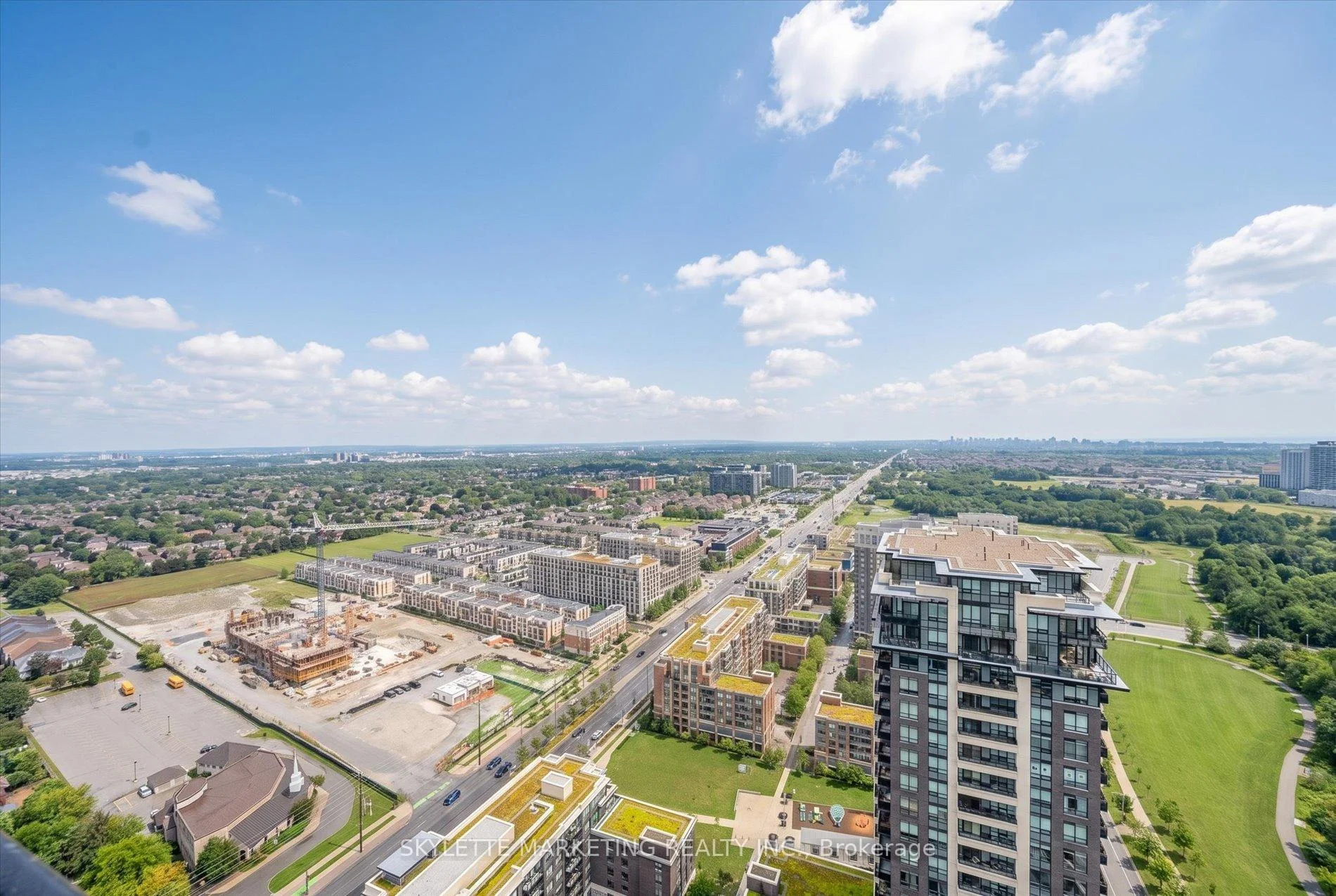 Photo 39 of Unit PH02, 18 Water Walk Drive, Markham, Unionville — HOMEH
