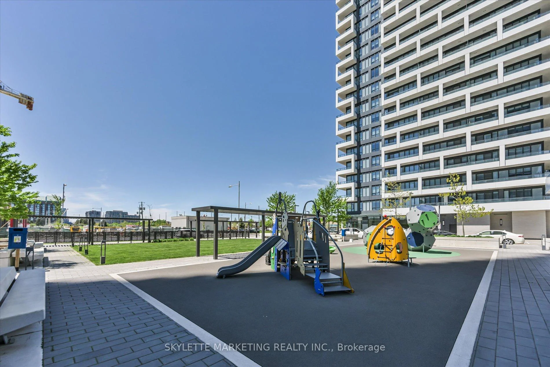 Photo 51 of Unit PH02, 18 Water Walk Drive, Markham, Unionville — HOMEH