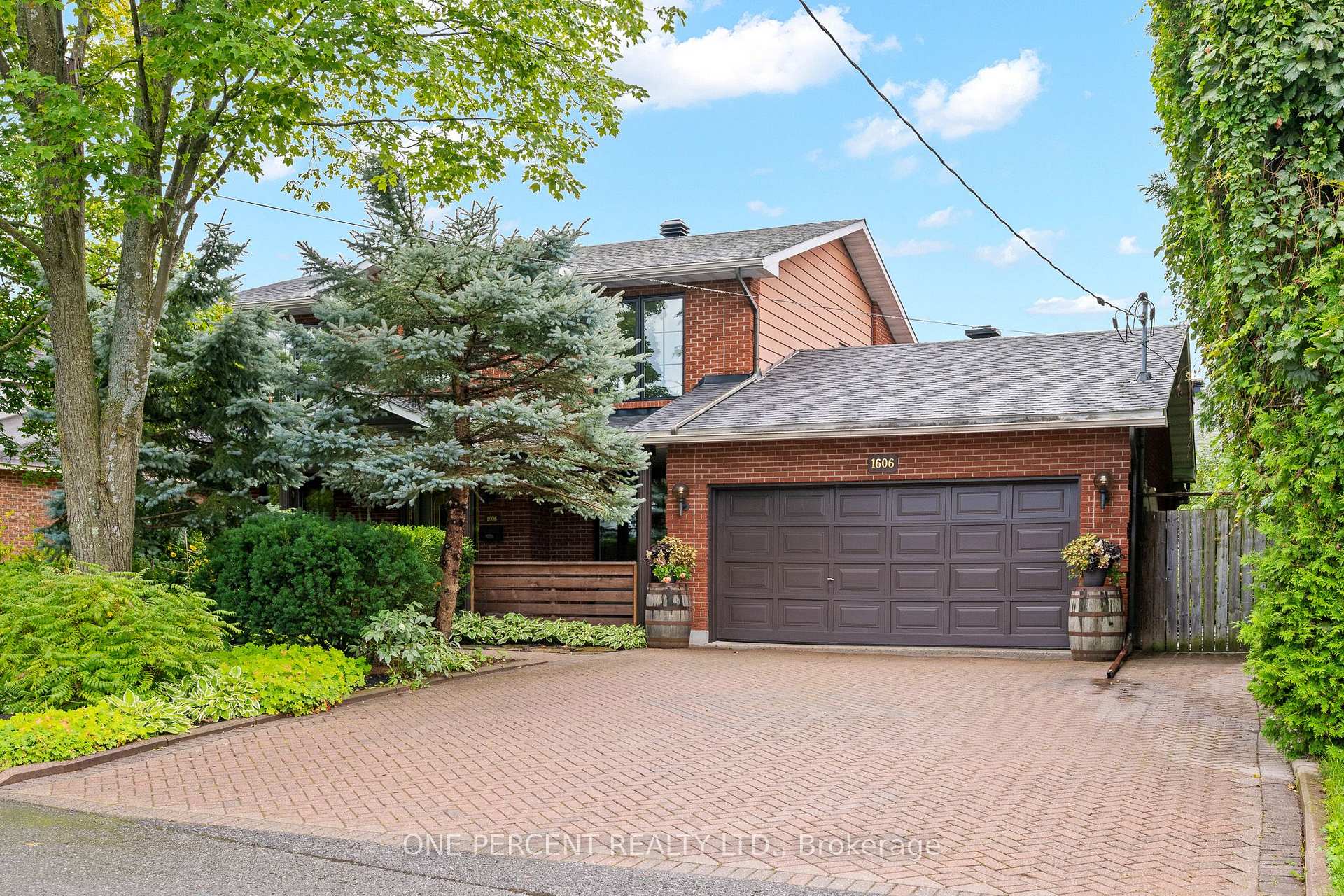 Photo 1 of 1606 Ortona Avenue, Ottawa, Carleton Heights — HOMEH