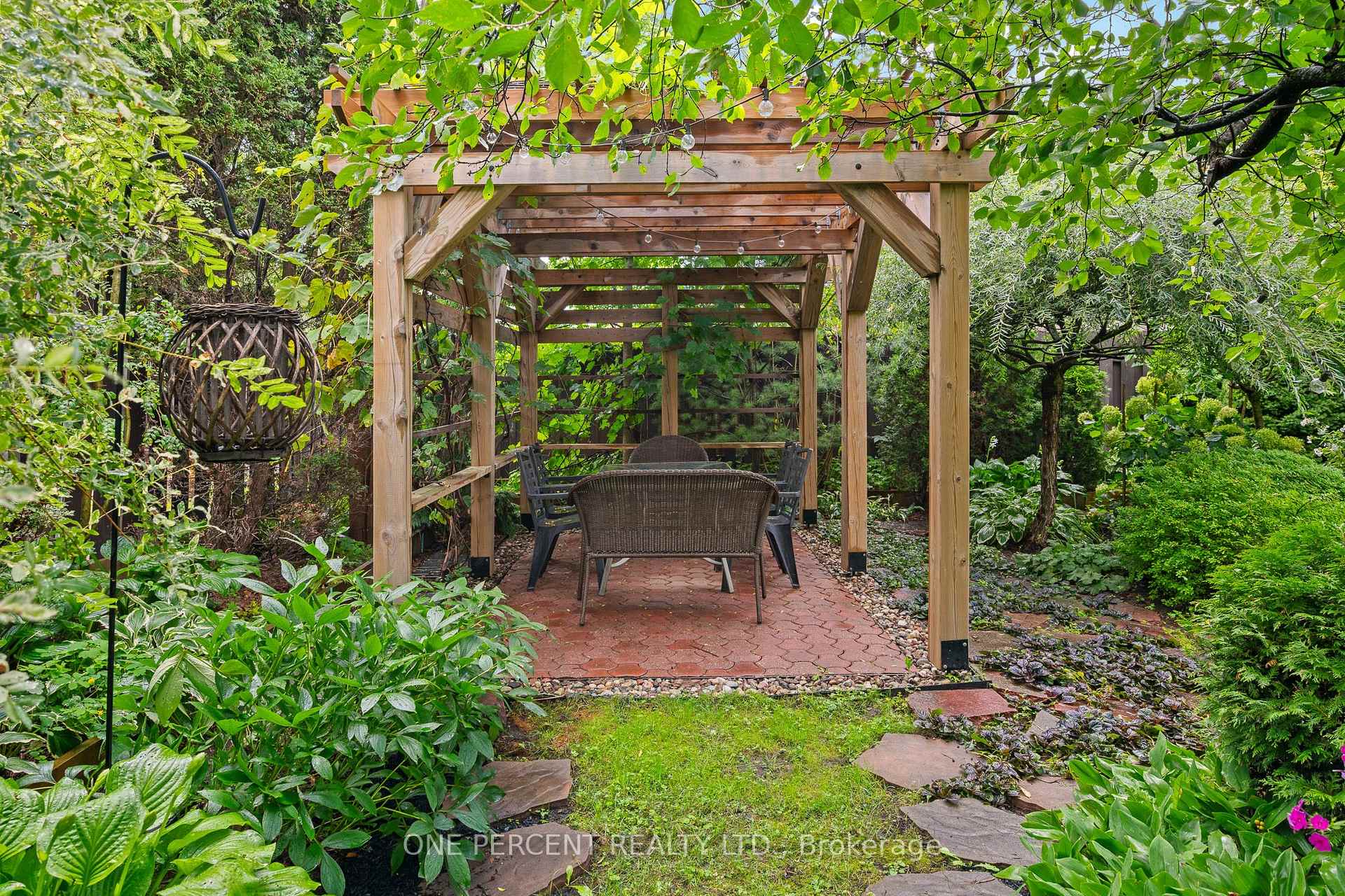 Photo 38 of 1606 Ortona Avenue, Ottawa, Carleton Heights — HOMEH