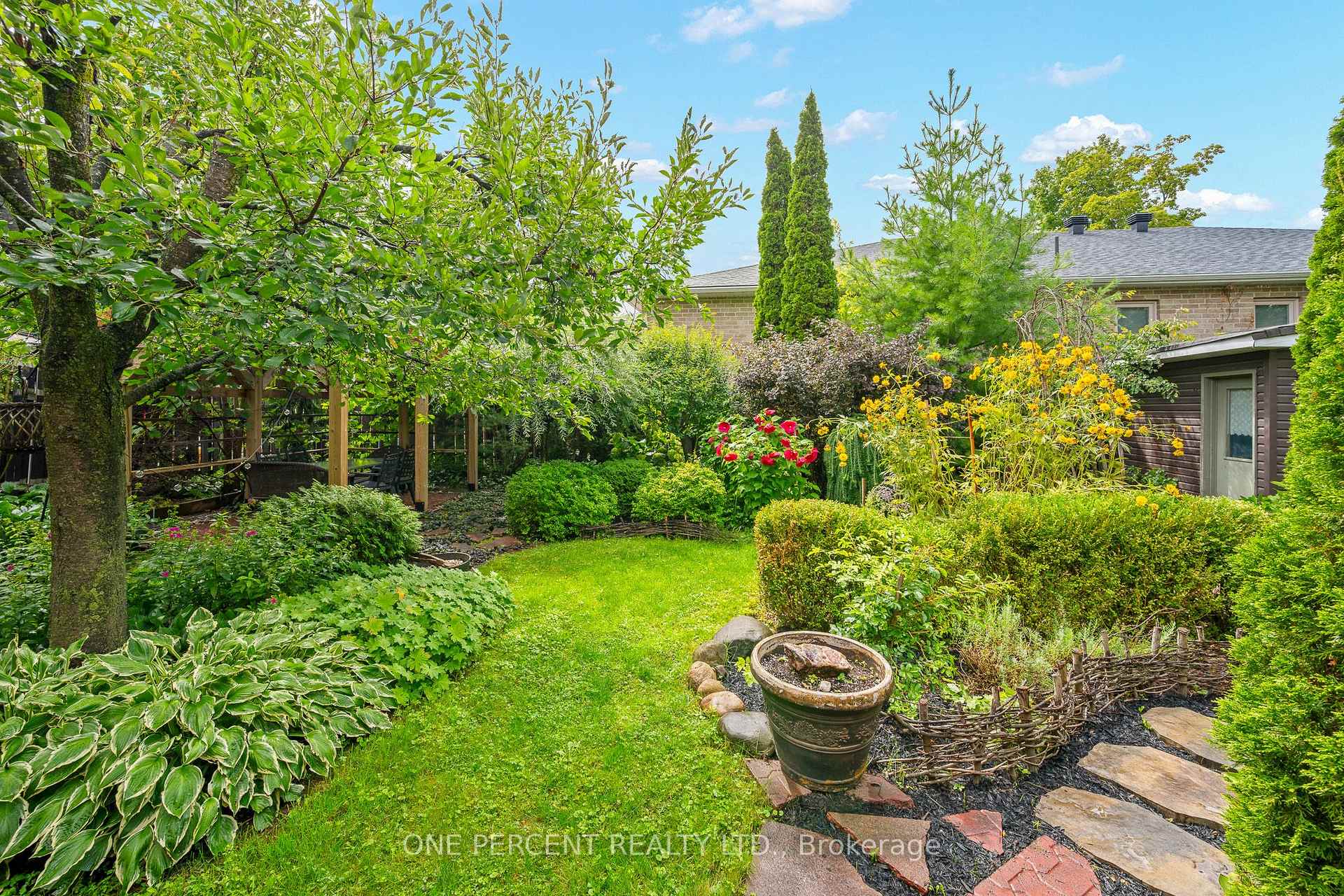 Photo 46 of 1606 Ortona Avenue, Ottawa, Carleton Heights — HOMEH