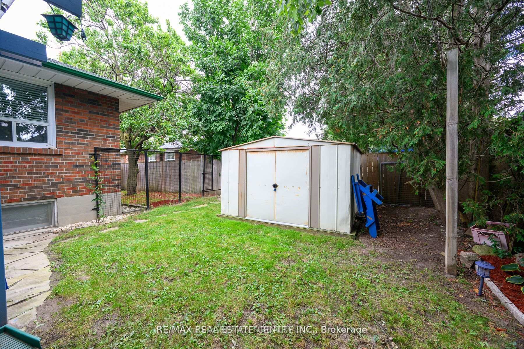 Photo 12 of 79 Chandler Drive, Scarborough, Woburn — HOMEH