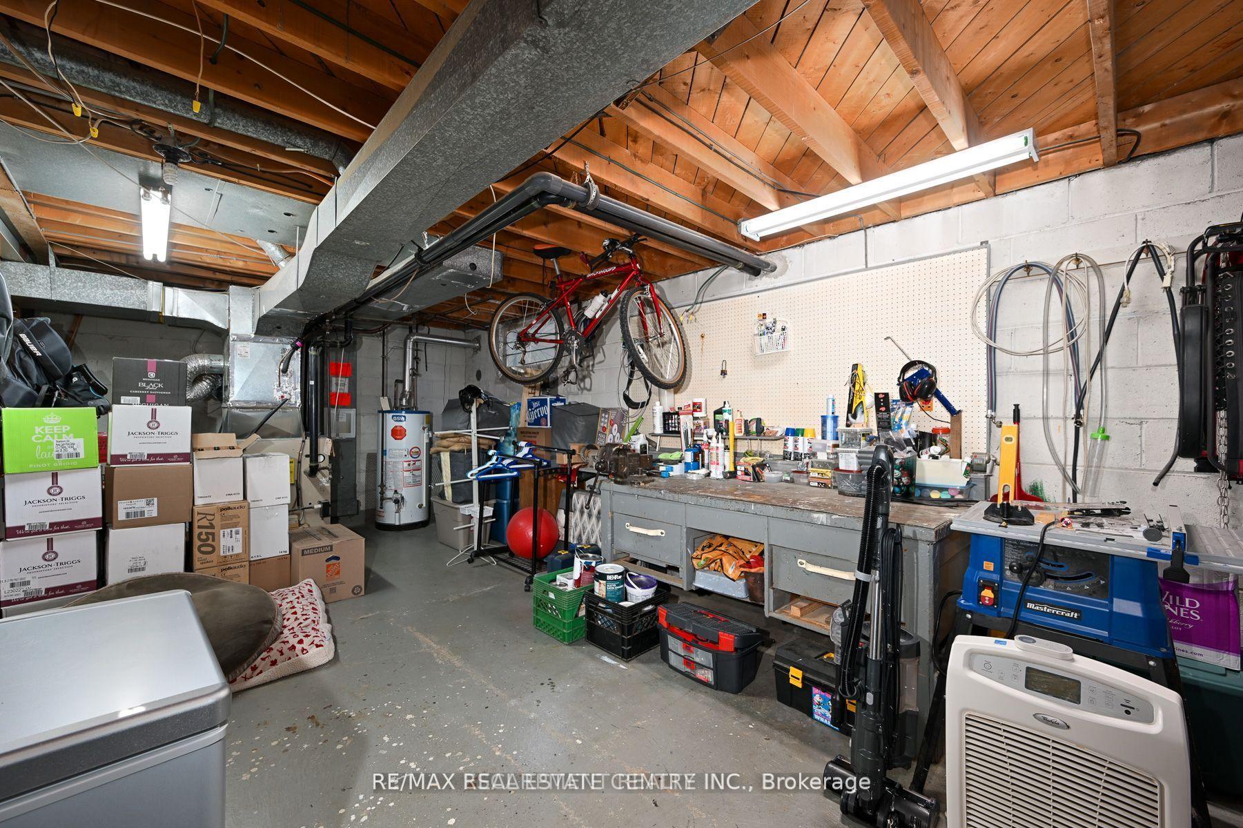 Photo 22 of 79 Chandler Drive, Scarborough, Woburn — HOMEH