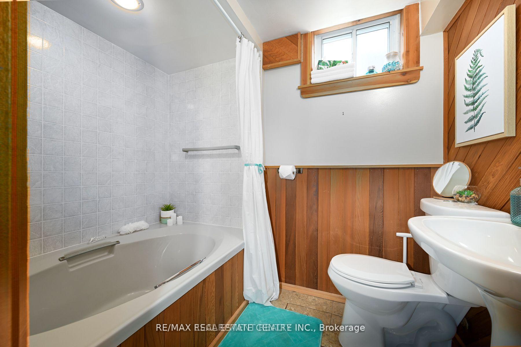 Photo 24 of 79 Chandler Drive, Scarborough, Woburn — HOMEH