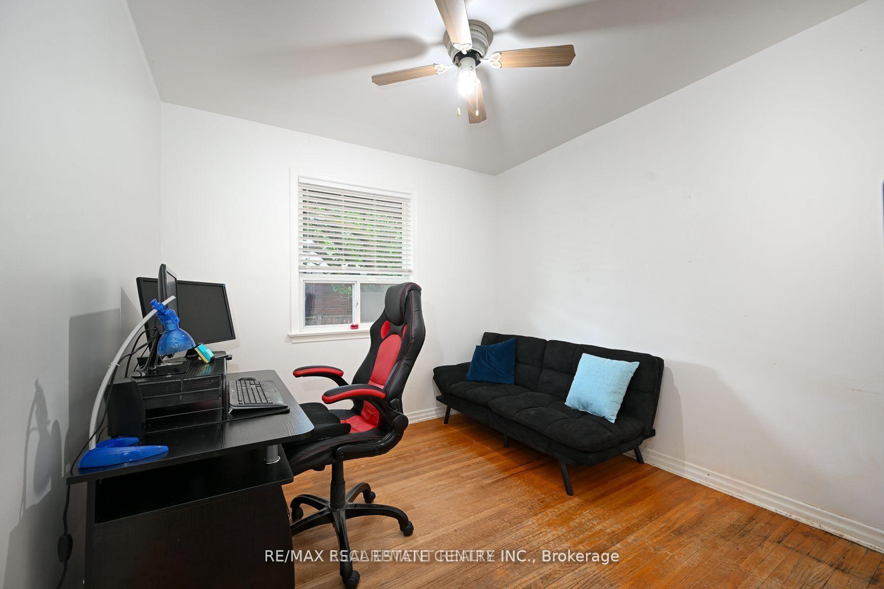 Photo 35 of 79 Chandler Drive, Scarborough, Woburn — HOMEH