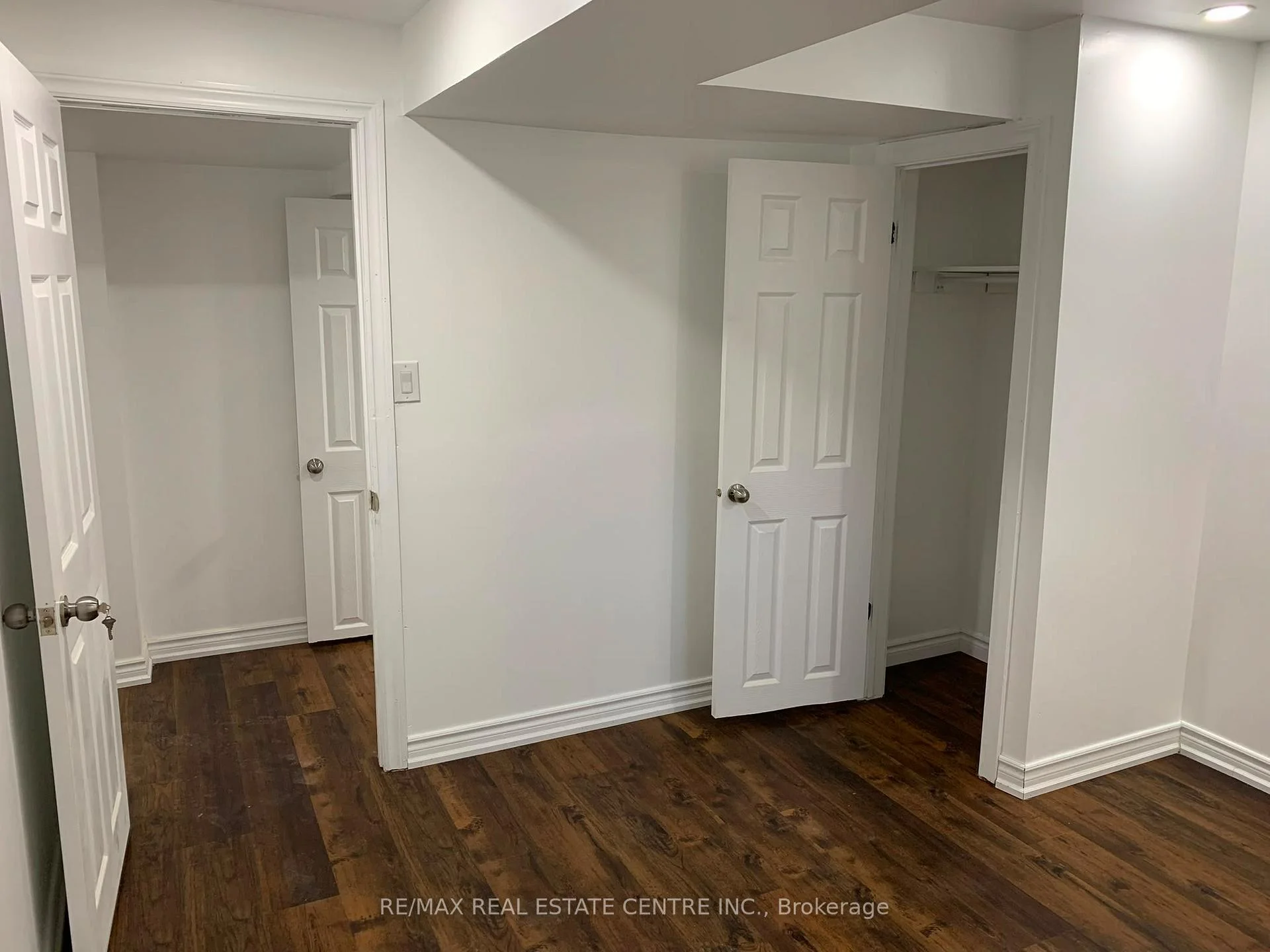 Photo 5 of 79 Chandler Drive, Scarborough, Woburn — HOMEH