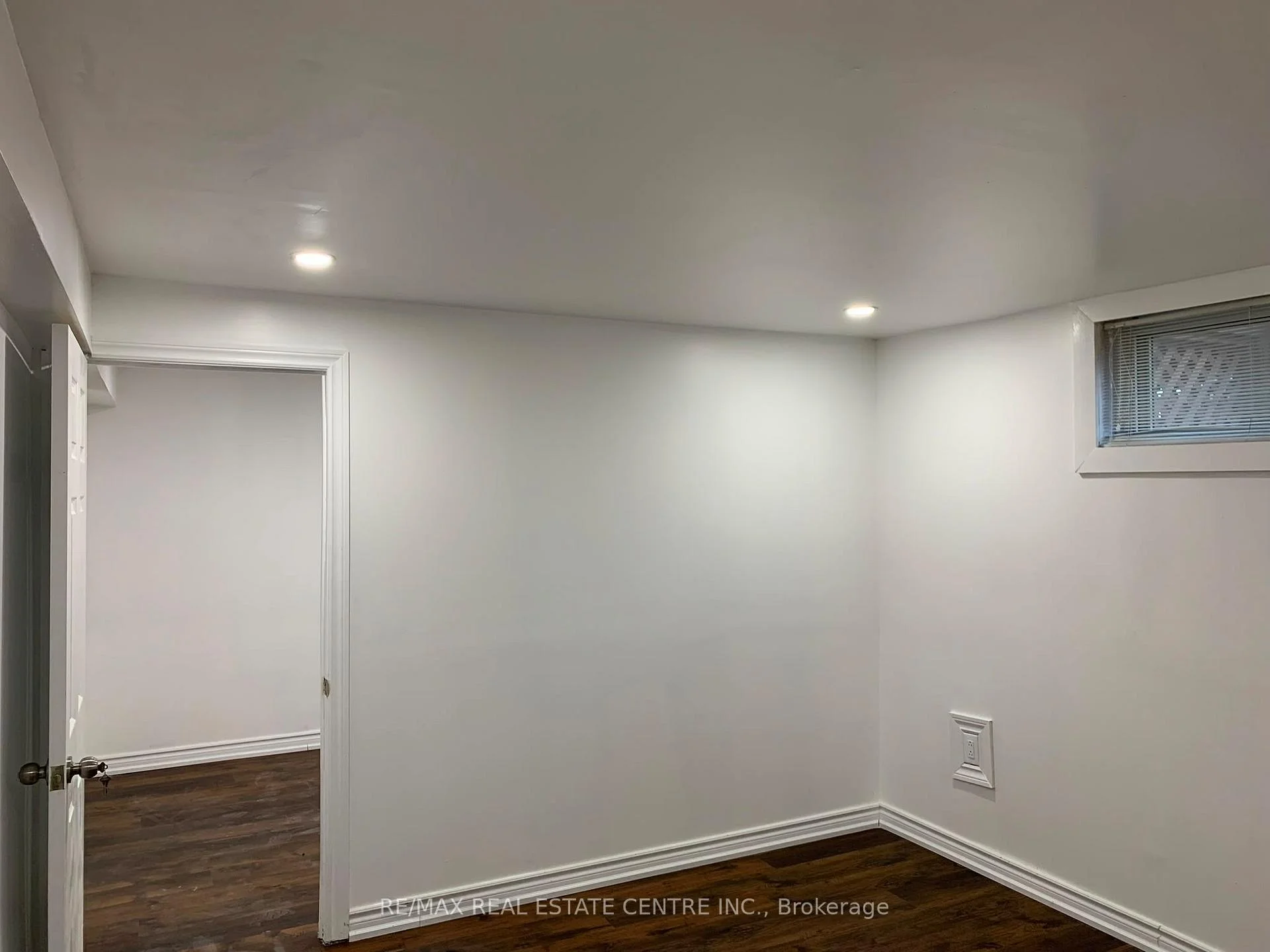 Photo 9 of 79 Chandler Drive, Scarborough, Woburn — HOMEH