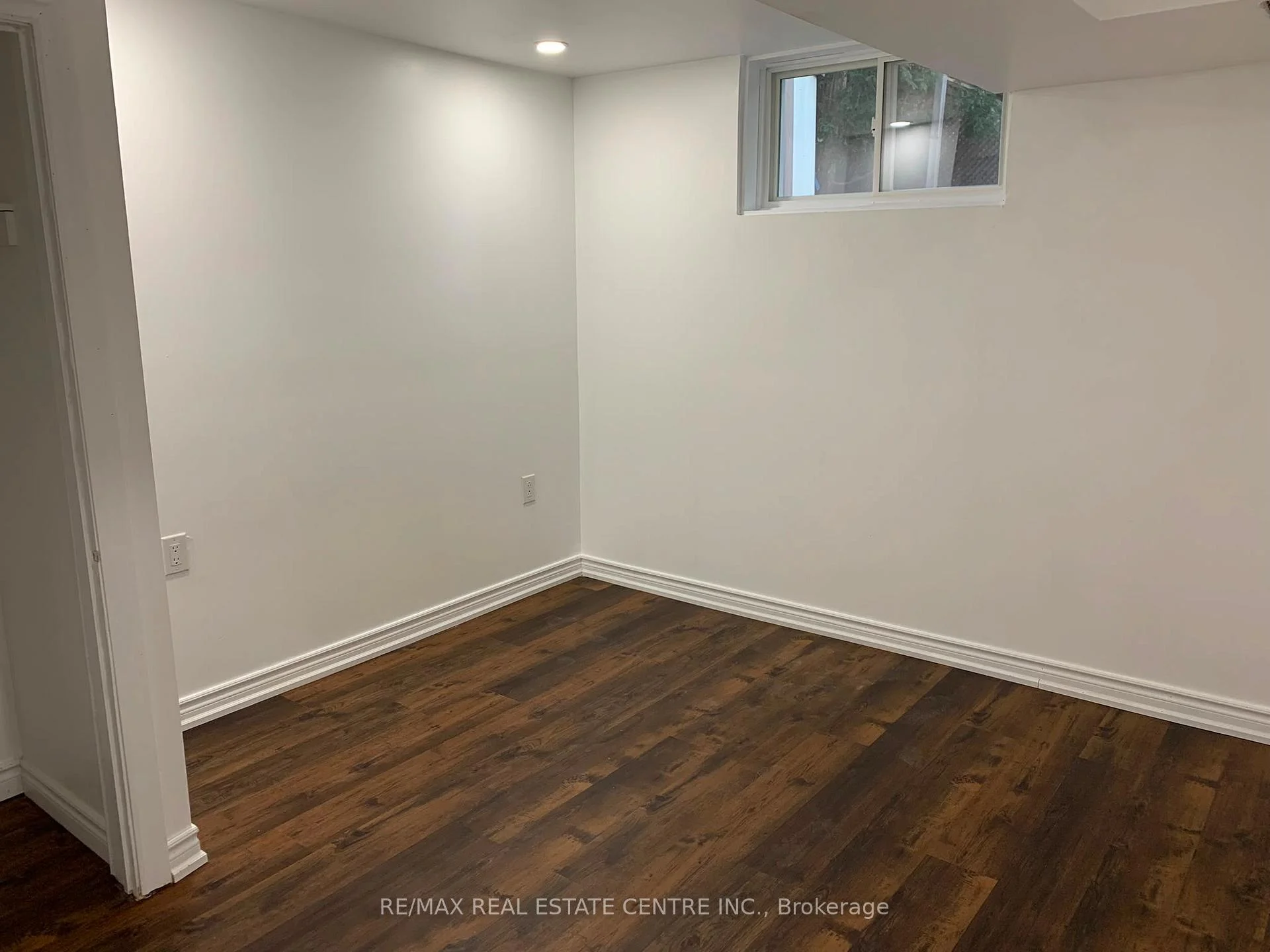 Photo 23 of 79 Chandler Drive, Scarborough, Woburn — HOMEH
