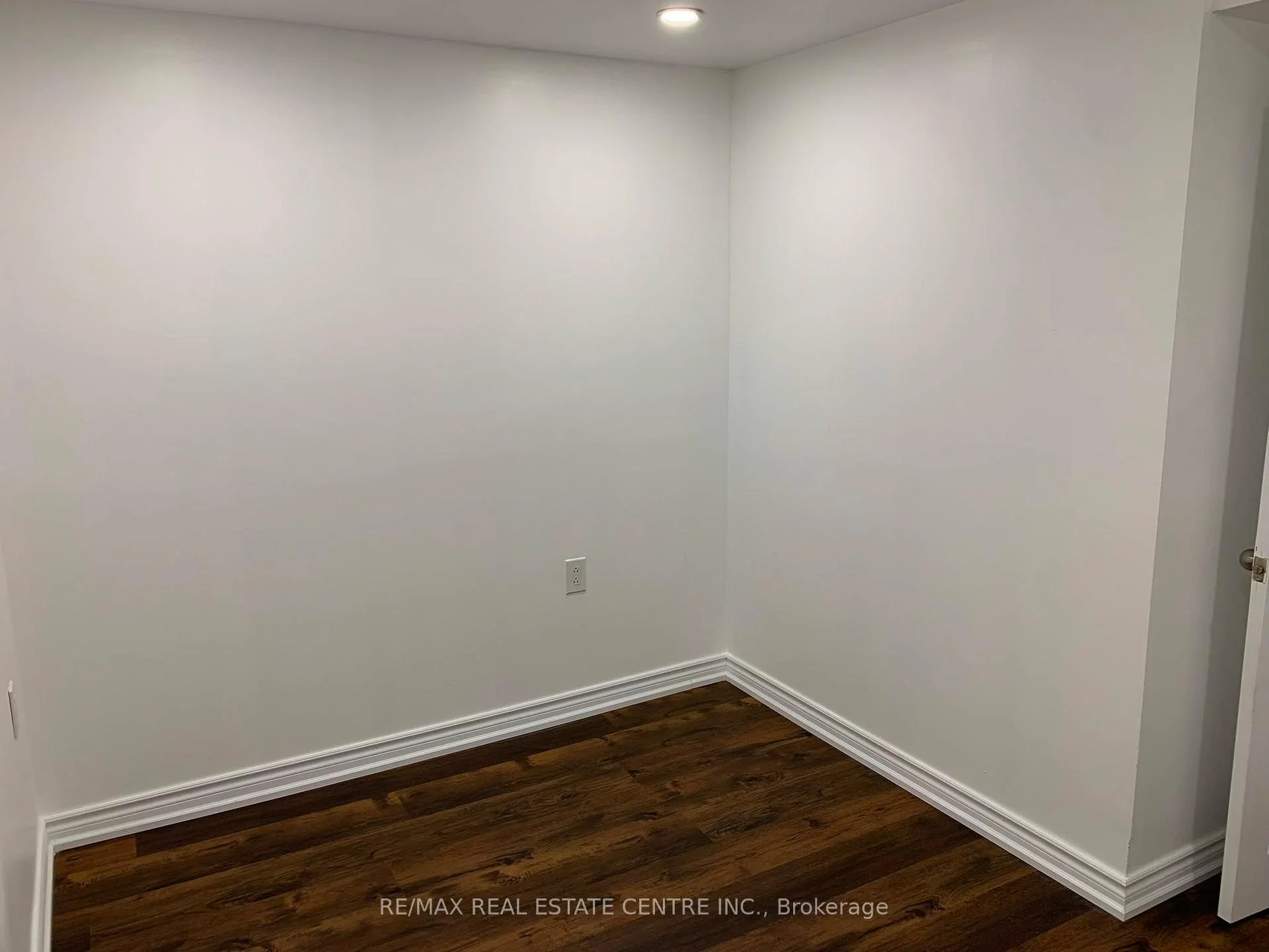 Photo 31 of 79 Chandler Drive, Scarborough, Woburn — HOMEH