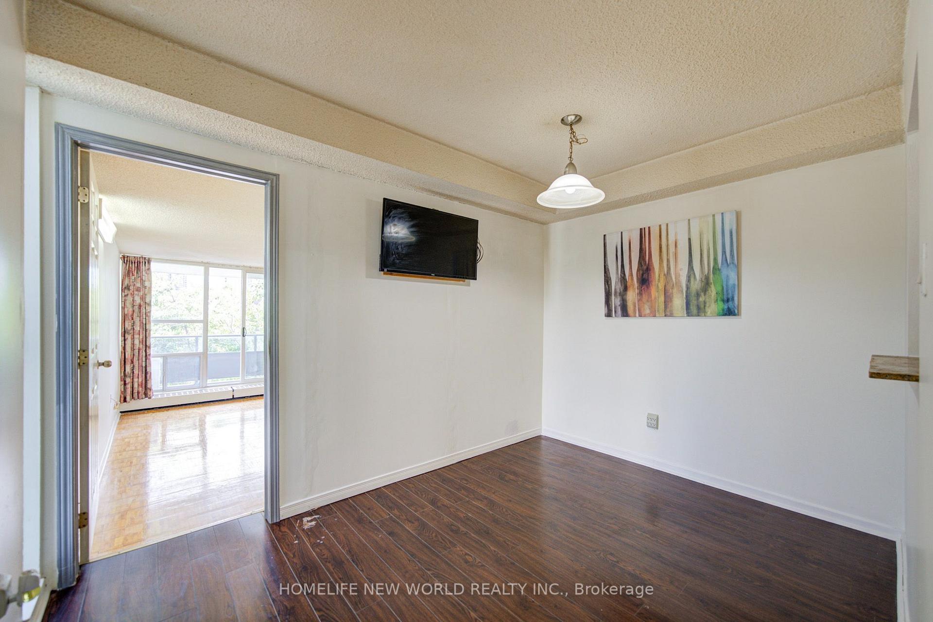 Photo 8 of Unit 505, 4101 Sheppard Avenue E, Scarborough, Agincourt South-Malvern West — HOMEH