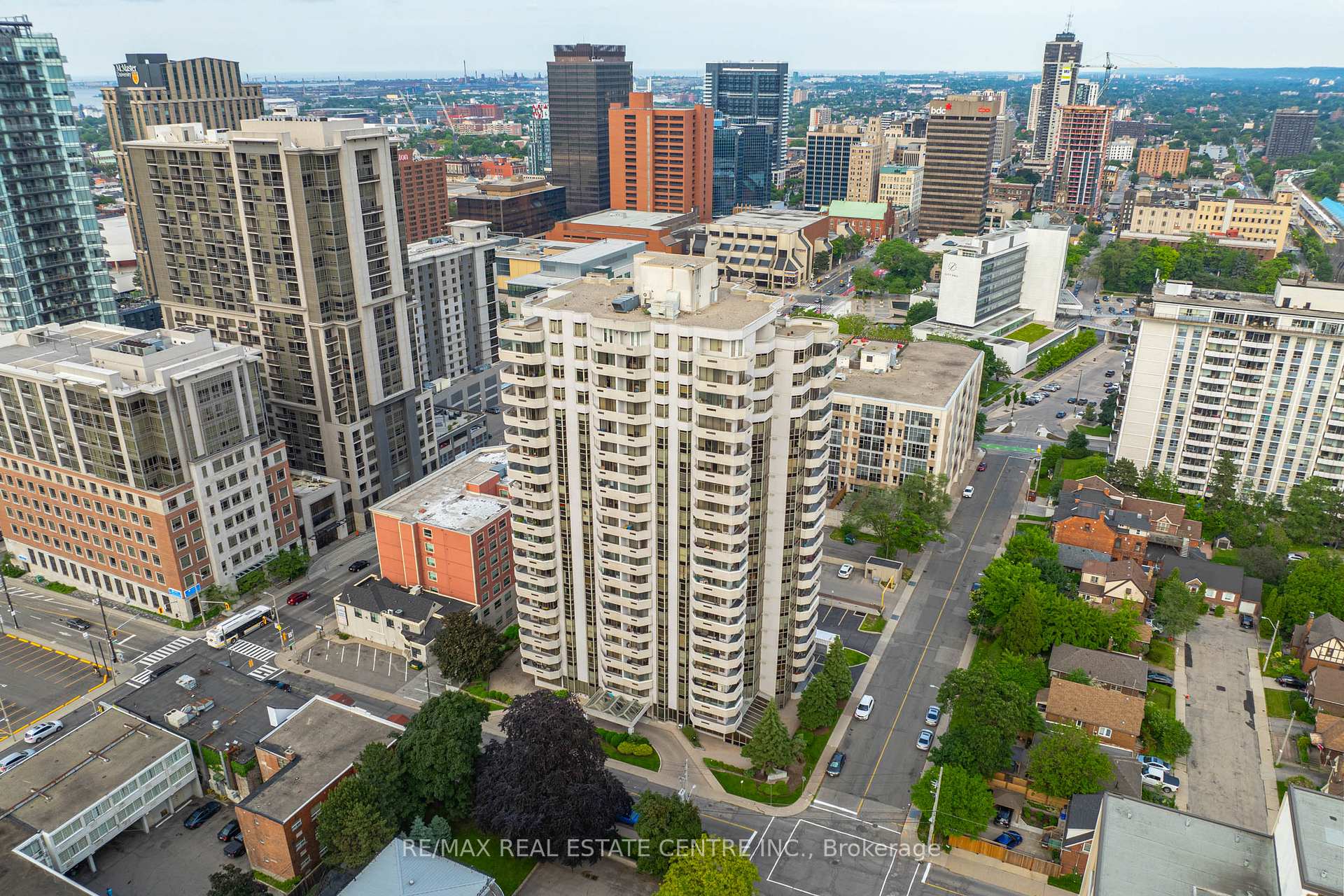 Photo 1 of Unit 15C, 67 Caroline Street S, Hamilton, Durand — HOMEH