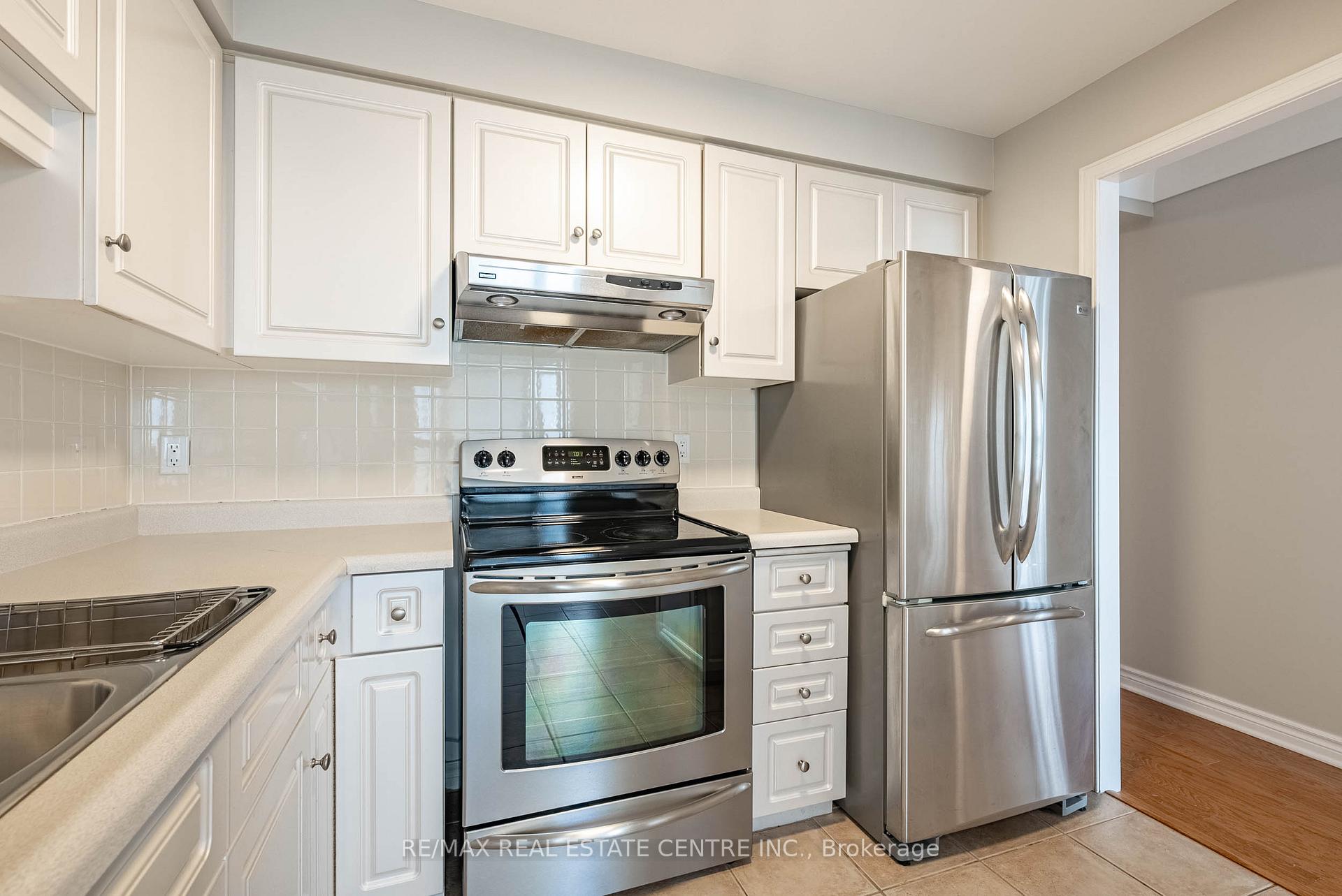 Photo 13 of Unit 15C, 67 Caroline Street S, Hamilton, Durand — HOMEH