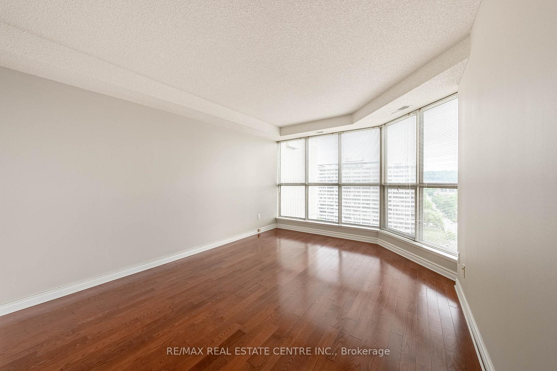Photo 31 of Unit 15C, 67 Caroline Street S, Hamilton, Durand — HOMEH