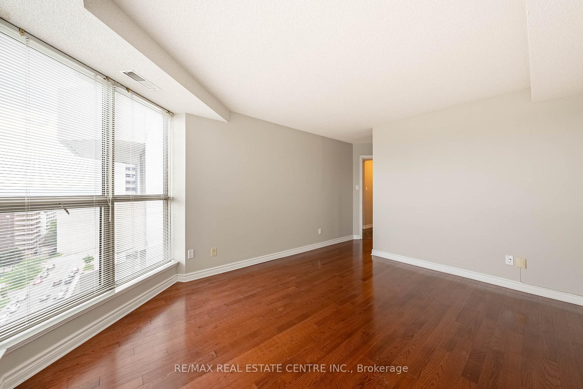 Photo 33 of Unit 15C, 67 Caroline Street S, Hamilton, Durand — HOMEH