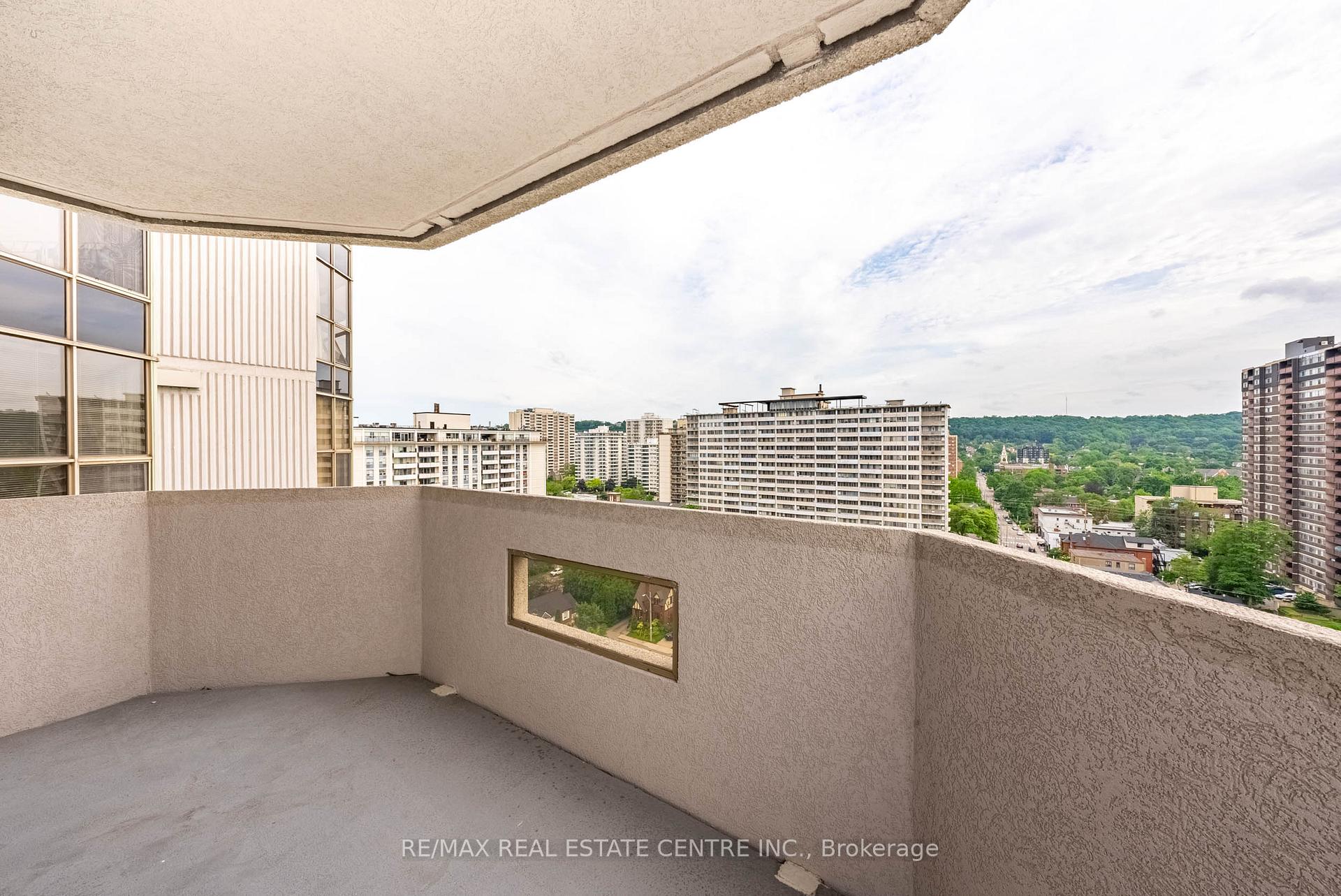 Photo 38 of Unit 15C, 67 Caroline Street S, Hamilton, Durand — HOMEH