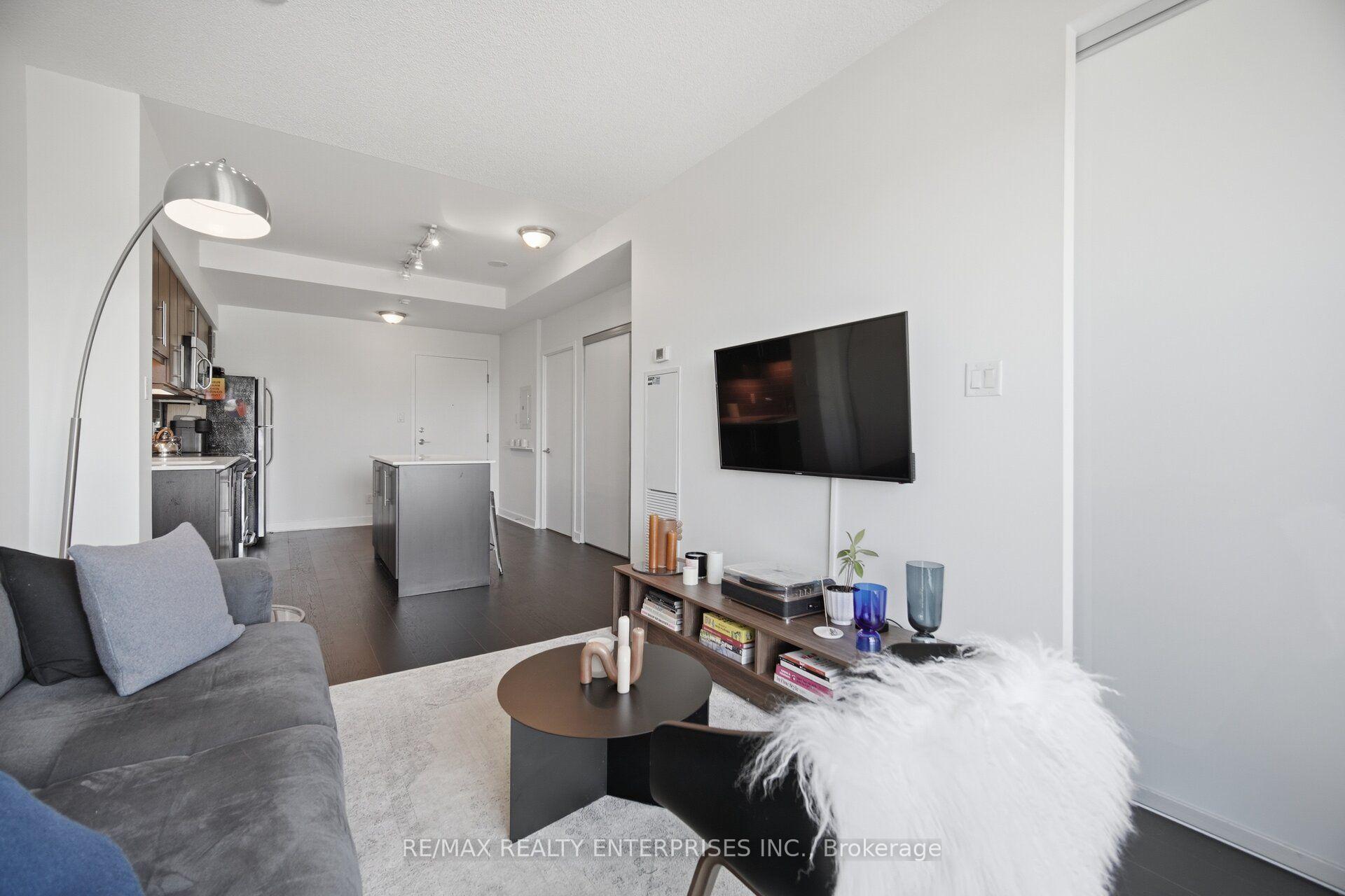 Photo 11 of Unit 608, 1169 Queen Street W, Toronto, Little Portugal — HOMEH