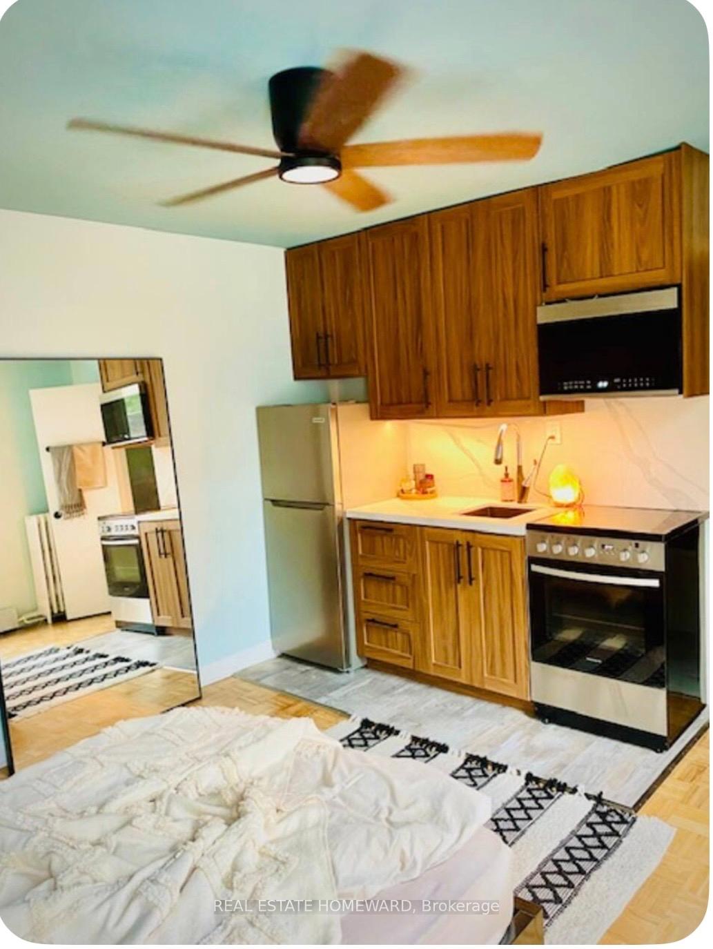 Photo 5 of Unit B2, 426 Markham Street, Toronto, Palmerston-Little Italy — HOMEH