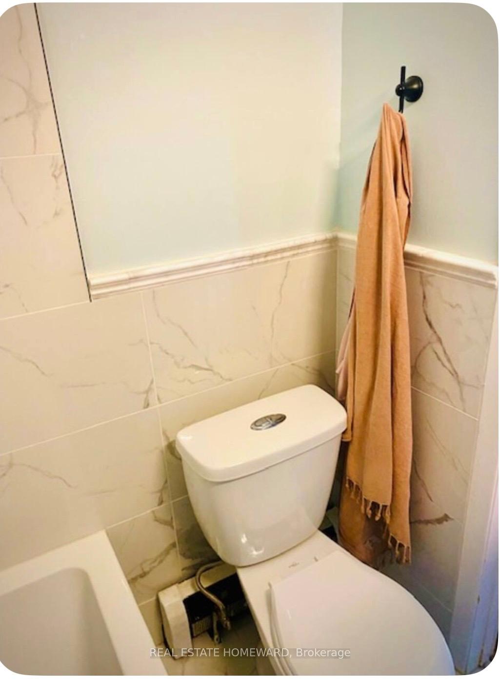 Photo 8 of Unit B2, 426 Markham Street, Toronto, Palmerston-Little Italy — HOMEH