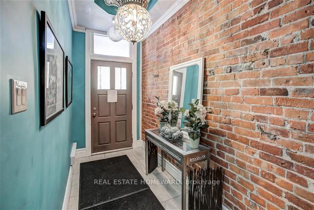 Photo 7 of Unit 1, 175 Euclid Avenue, Toronto, Little Portugal — HOMEH