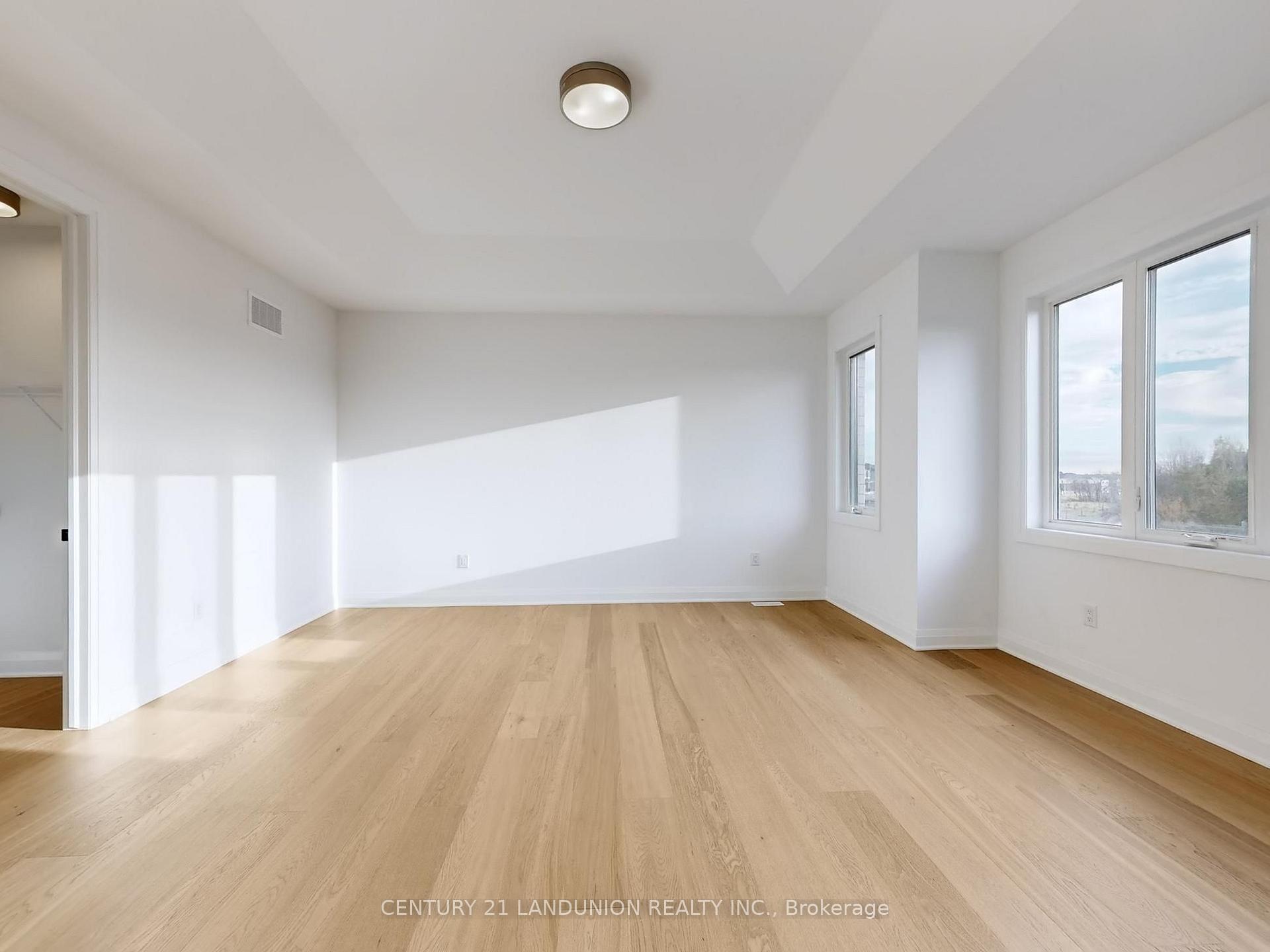 Photo 25 of 19 Spring Oak Crescent, Markham, Rural Markham — HOMEH