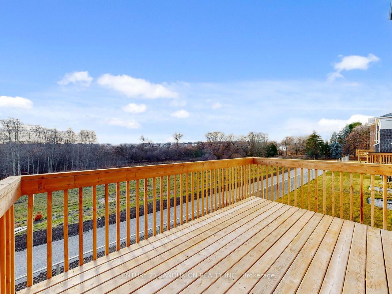 Photo 37 of 19 Spring Oak Crescent, Markham, Rural Markham — HOMEH