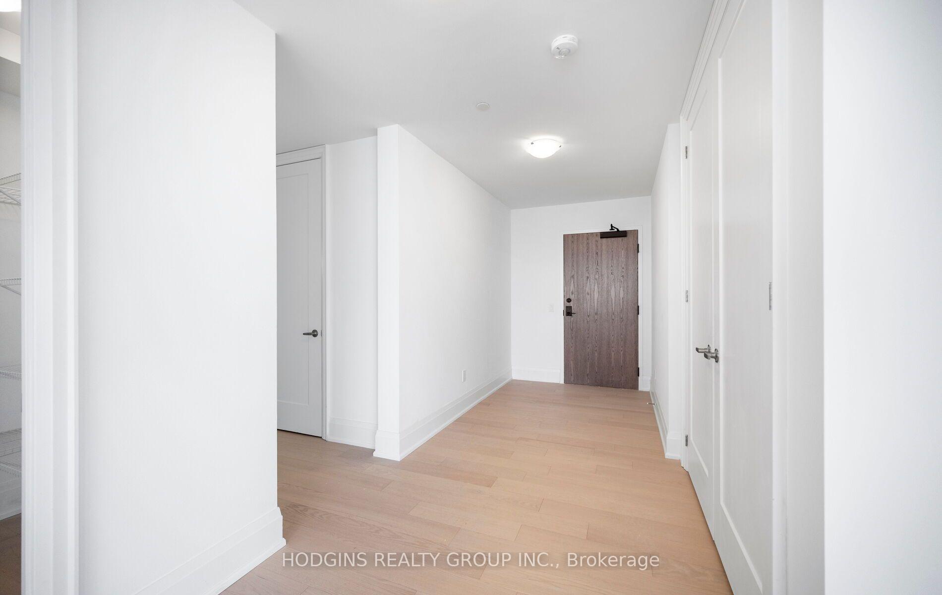 Photo 17 of Unit UPH 2008, 1035 Southdown Road, Mississauga, Clarkson — HOMEH