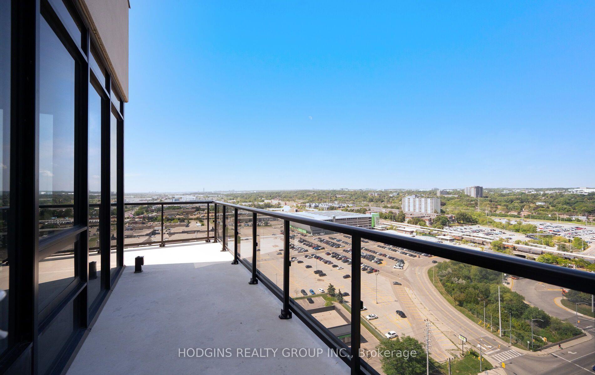 Photo 32 of Unit UPH 2008, 1035 Southdown Road, Mississauga, Clarkson — HOMEH
